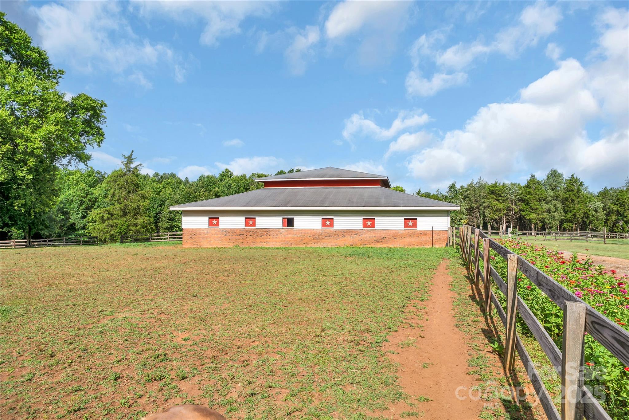1900 Monterosa Road