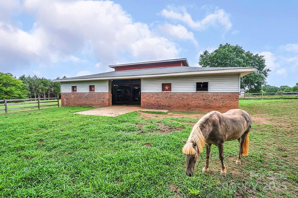 1900 Monterosa Road