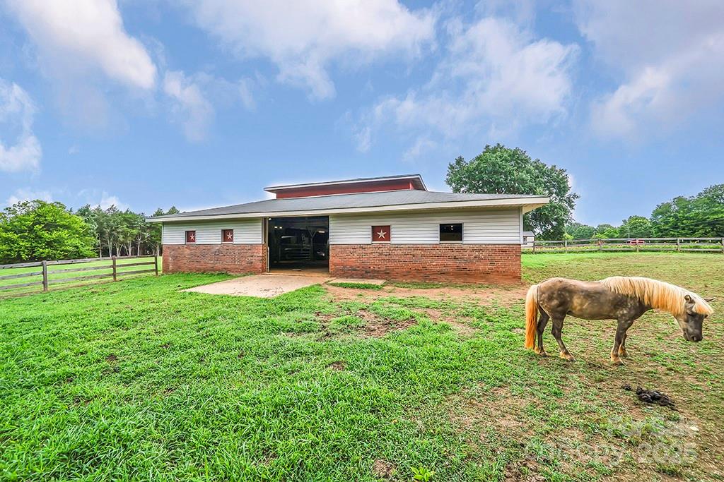 1900 Monterosa Road