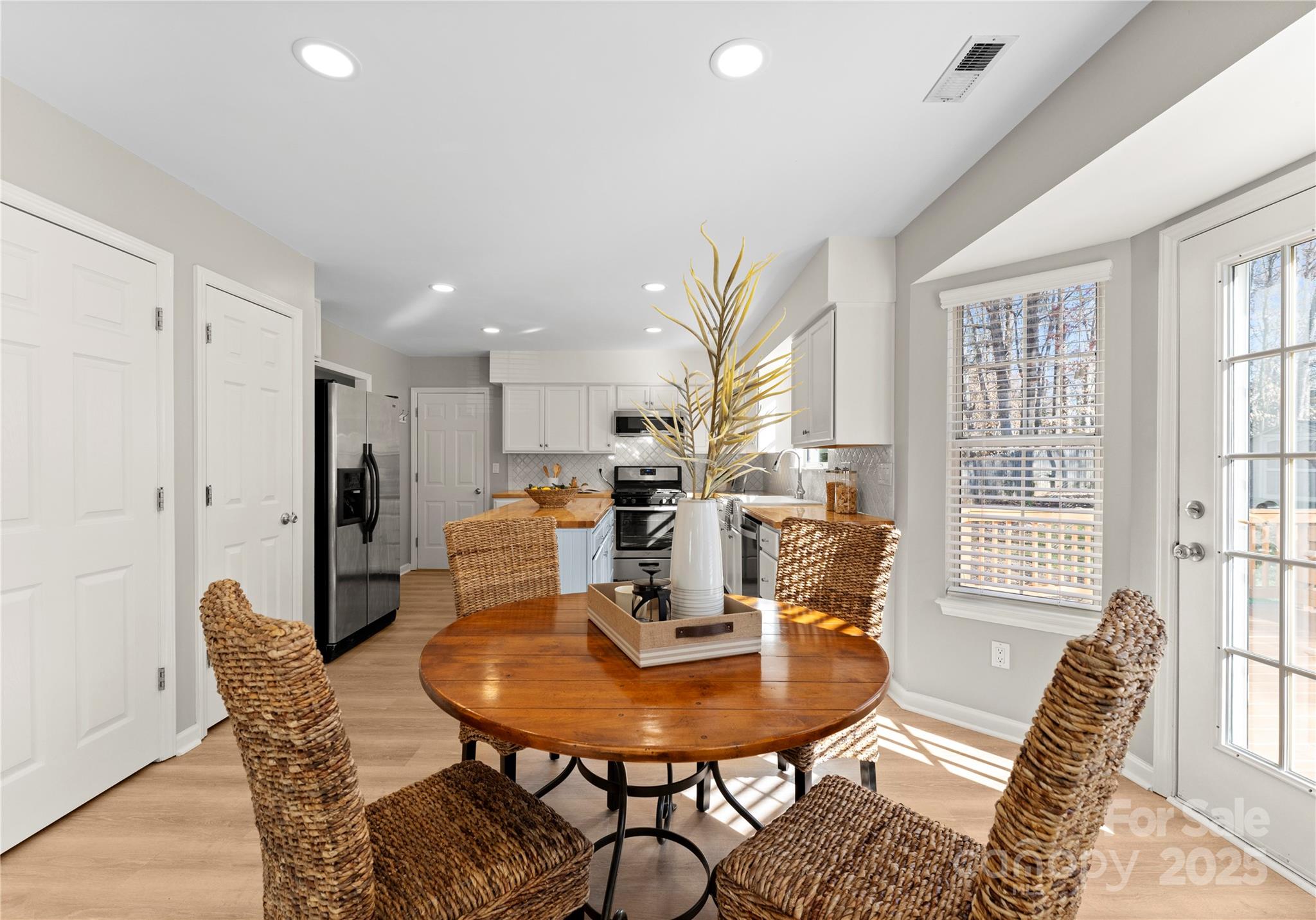 3017 Laurelwood Drive