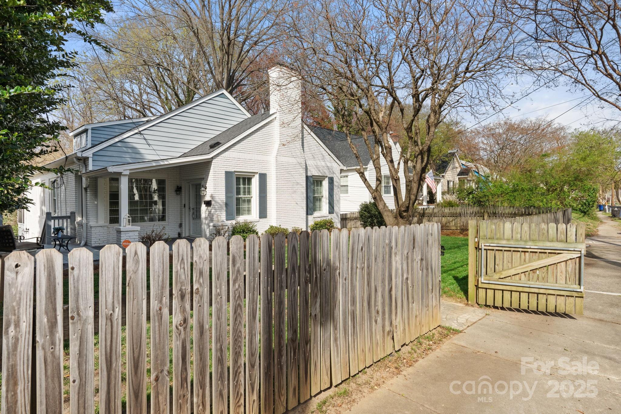 525 Lockland Avenue