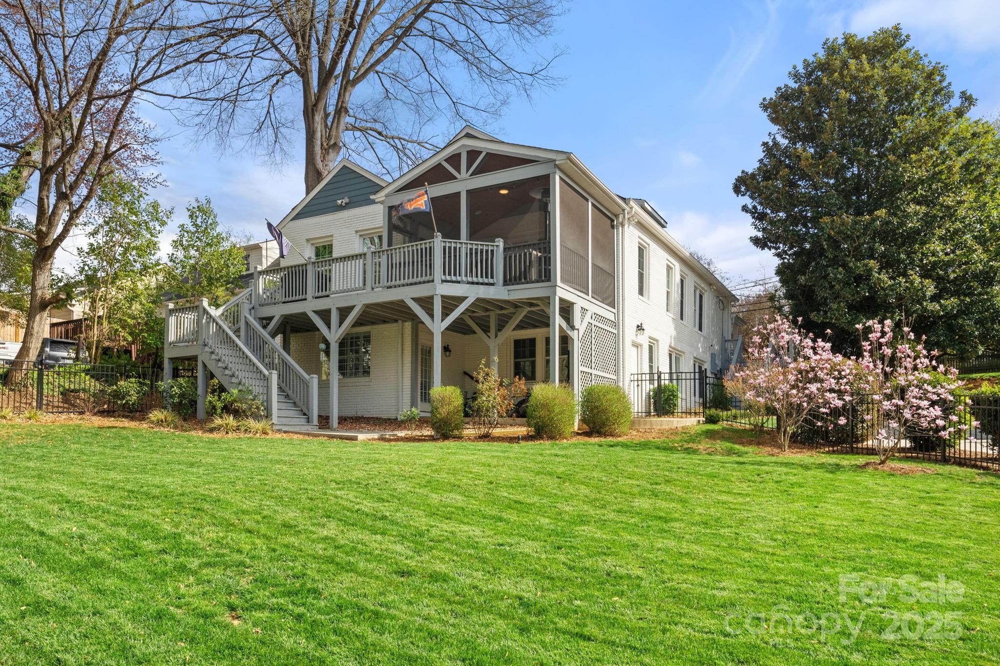 525 Lockland Avenue