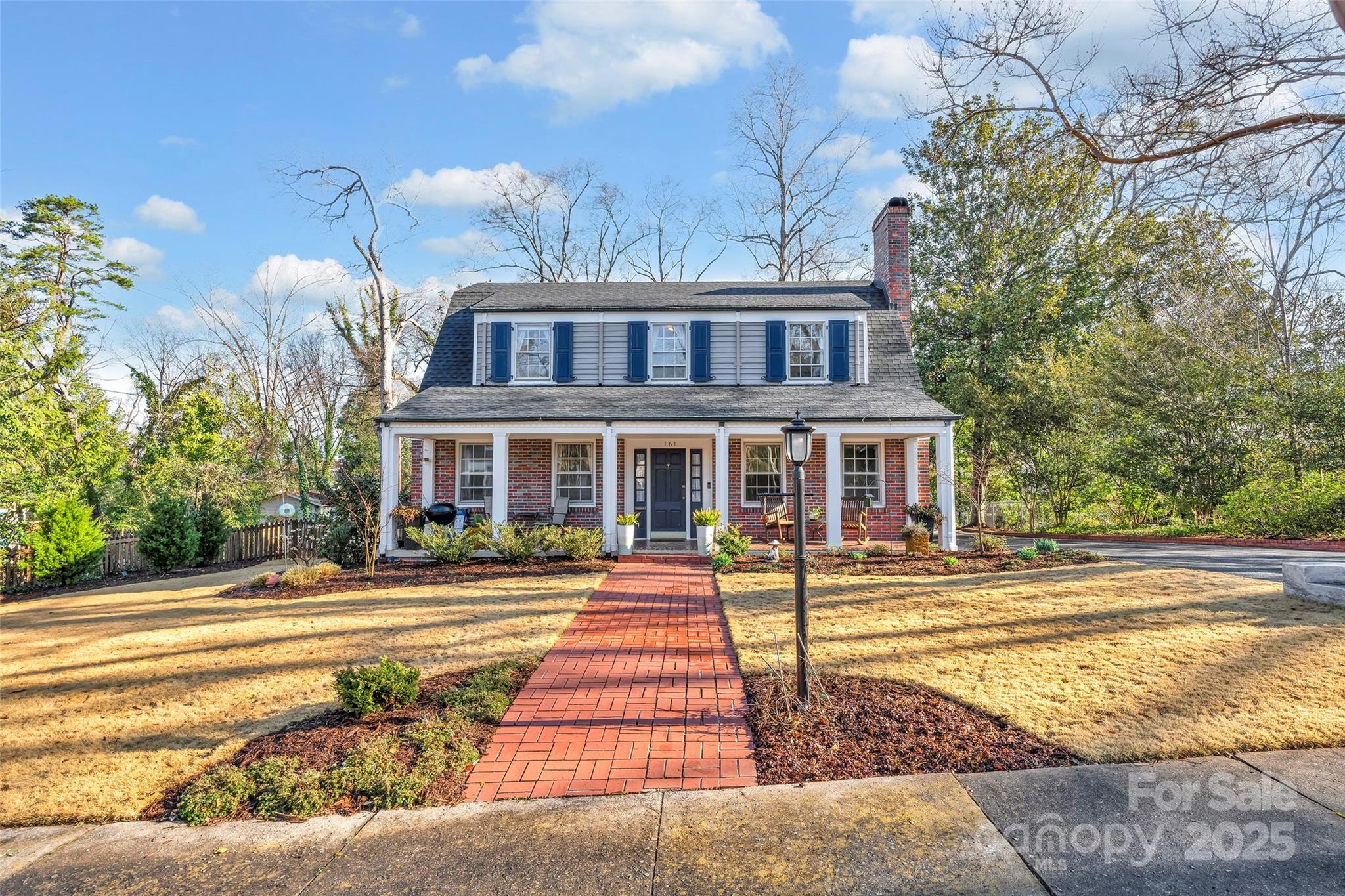 161 Ivy Street