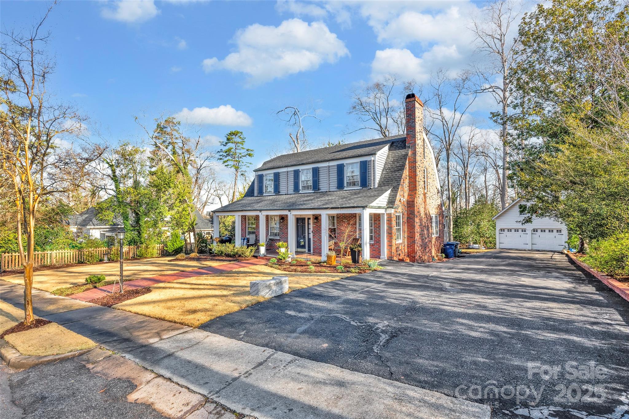 161 Ivy Street