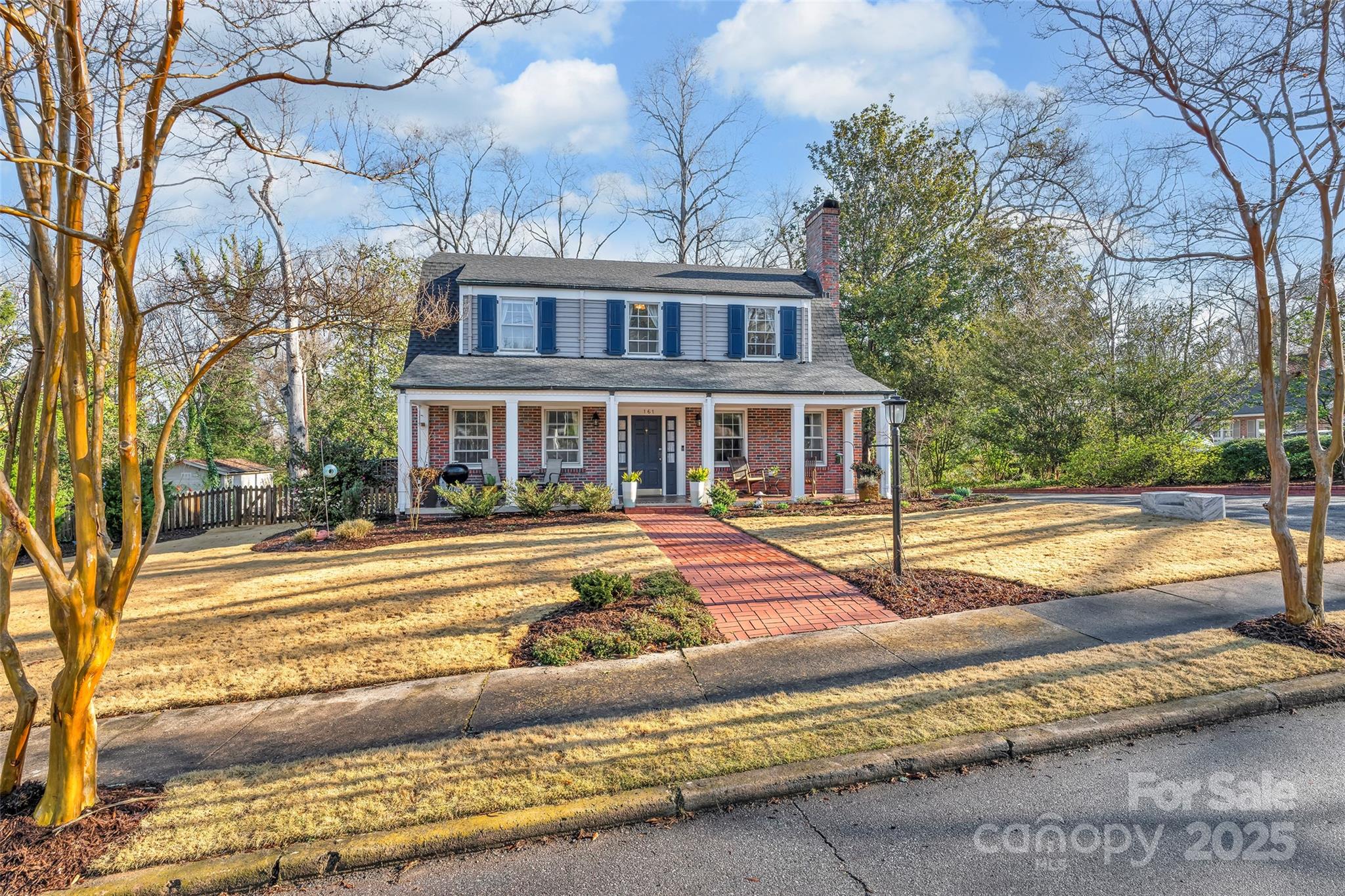 161 Ivy Street
