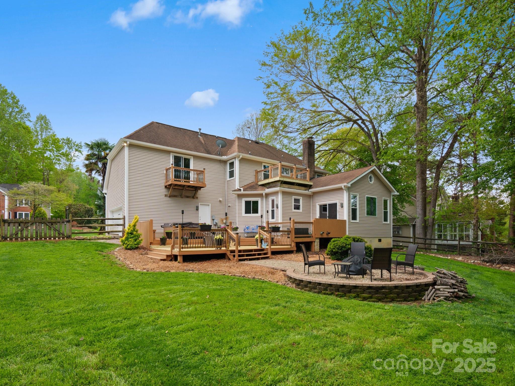 9009 Stourbridge Drive