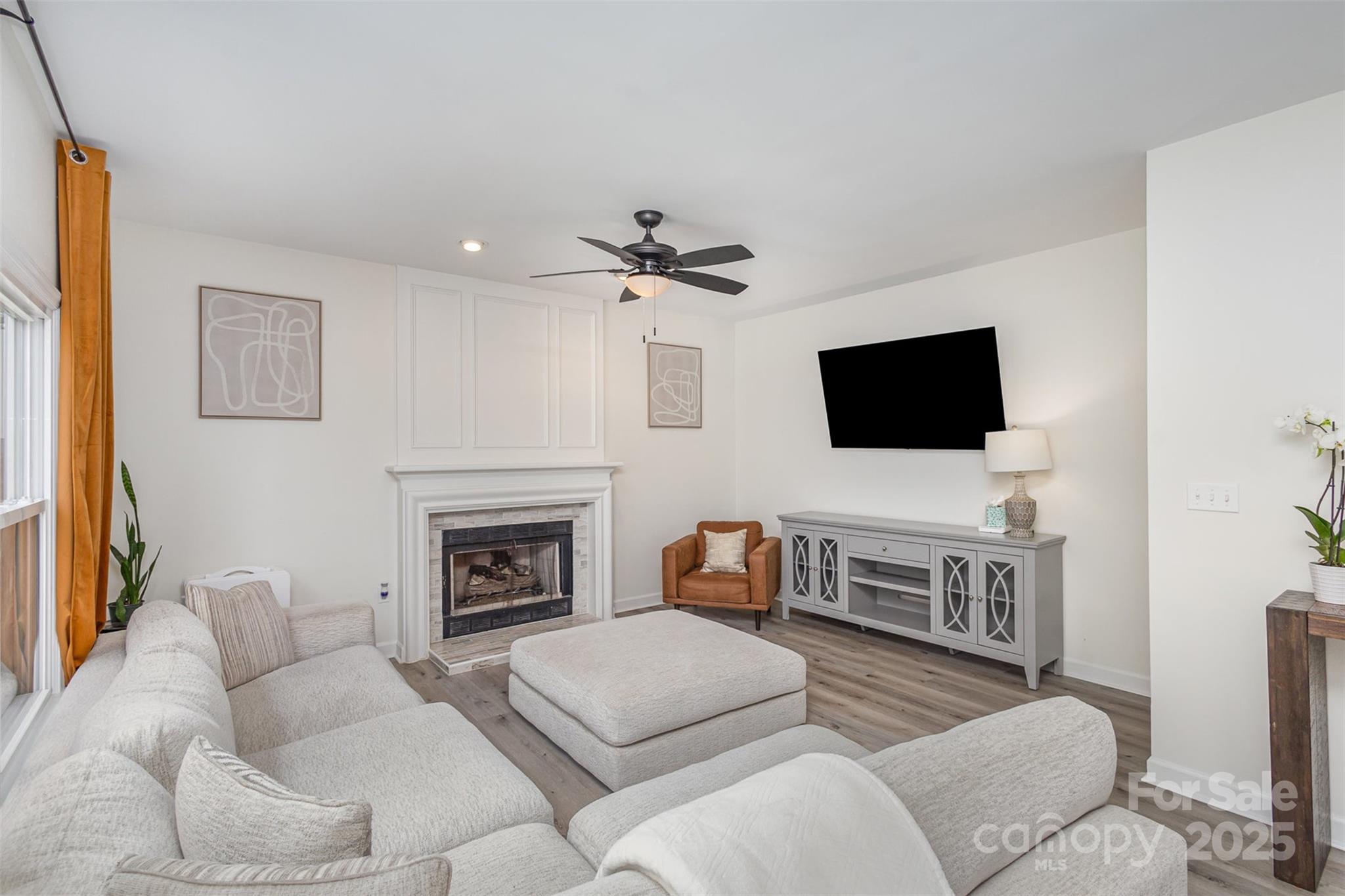 6087 Diamond Place