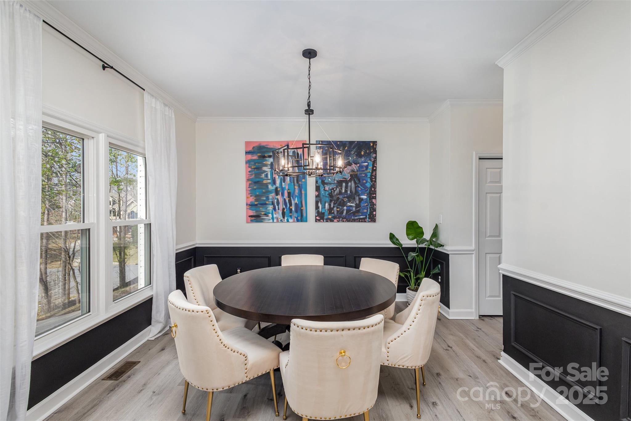 6087 Diamond Place