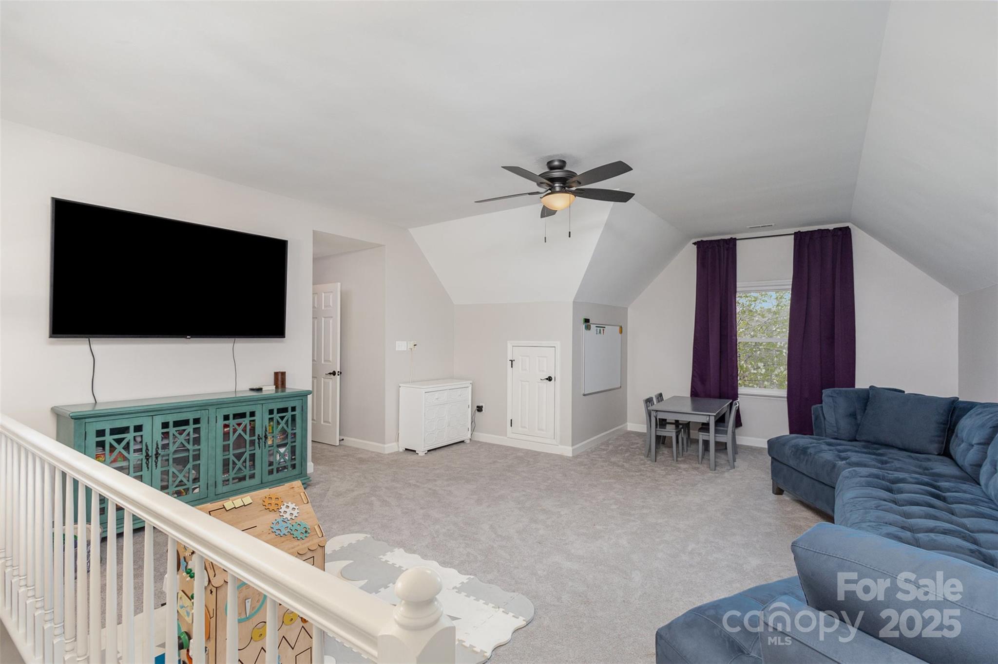 6087 Diamond Place