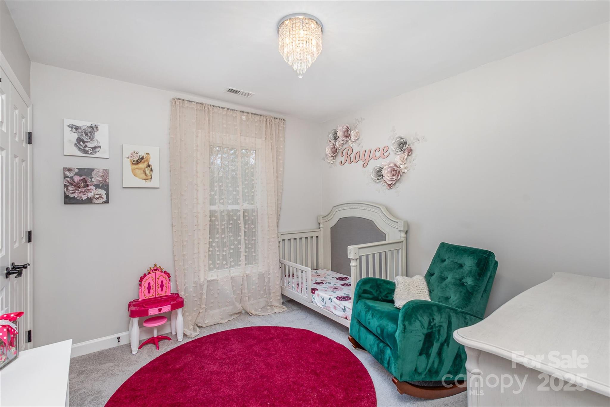 6087 Diamond Place