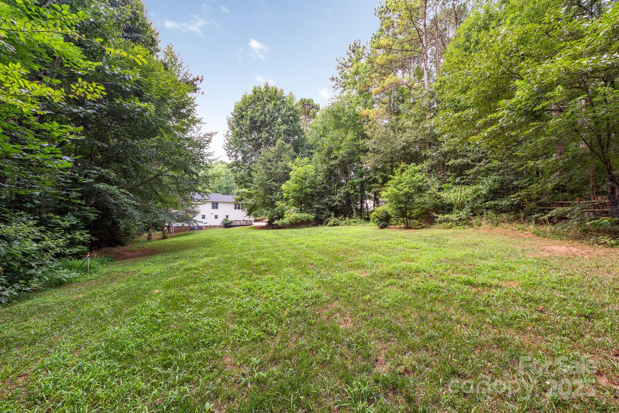 7025 Ridgeway Road