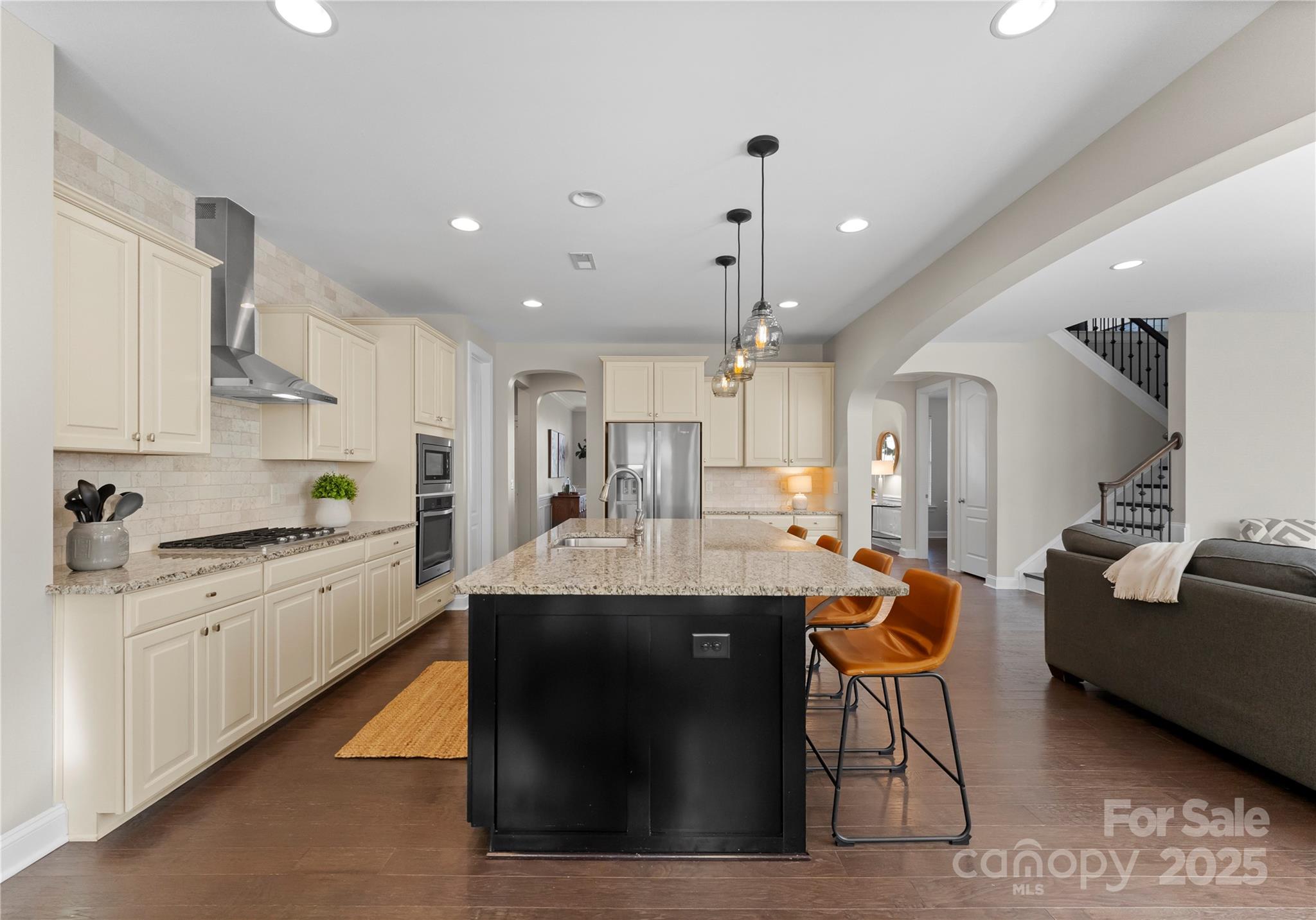 1406 Smoketree Court