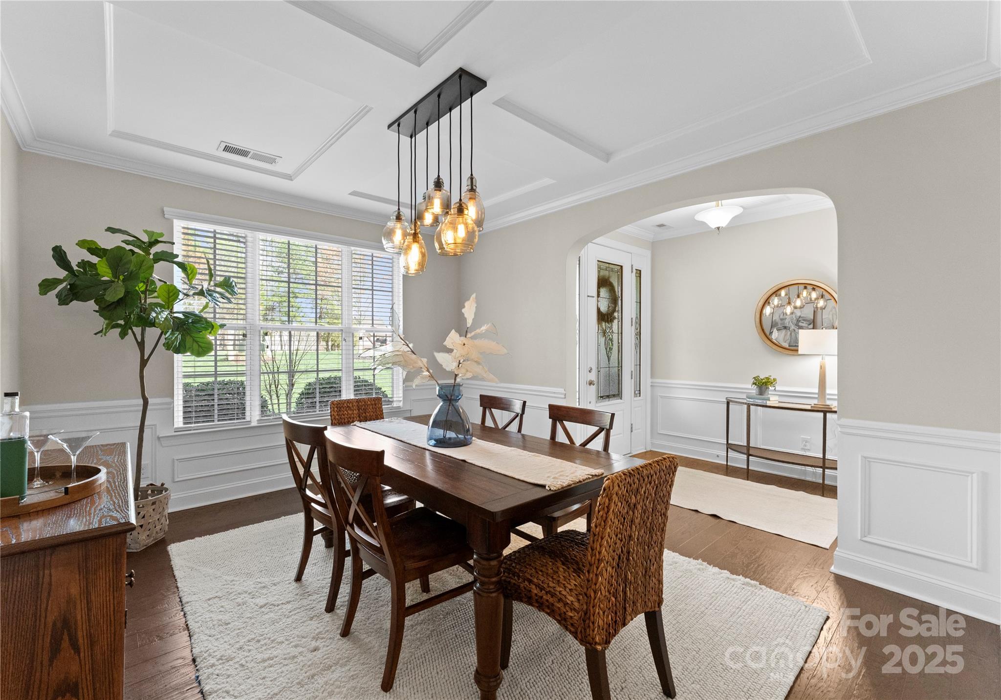 1406 Smoketree Court