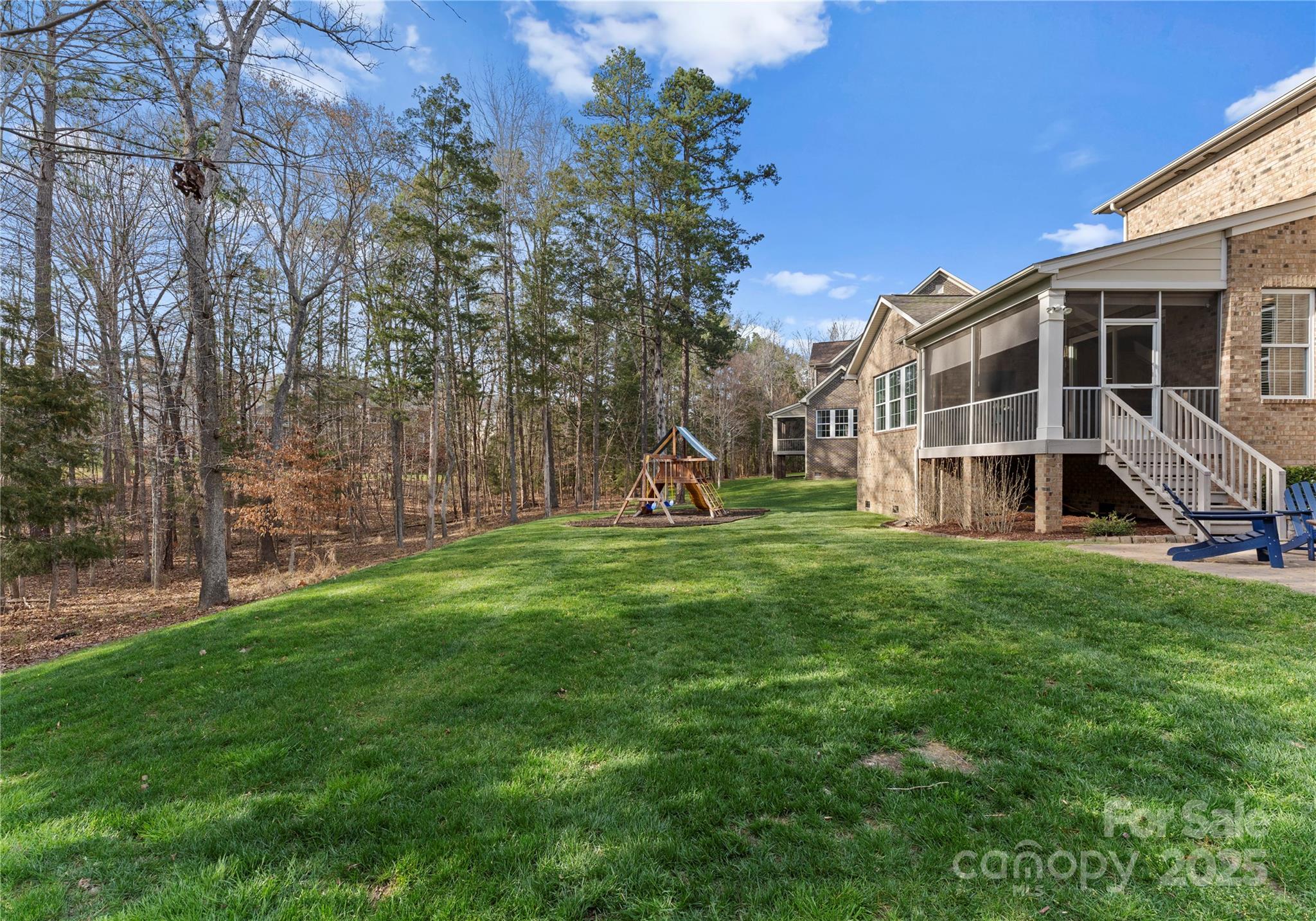 1406 Smoketree Court