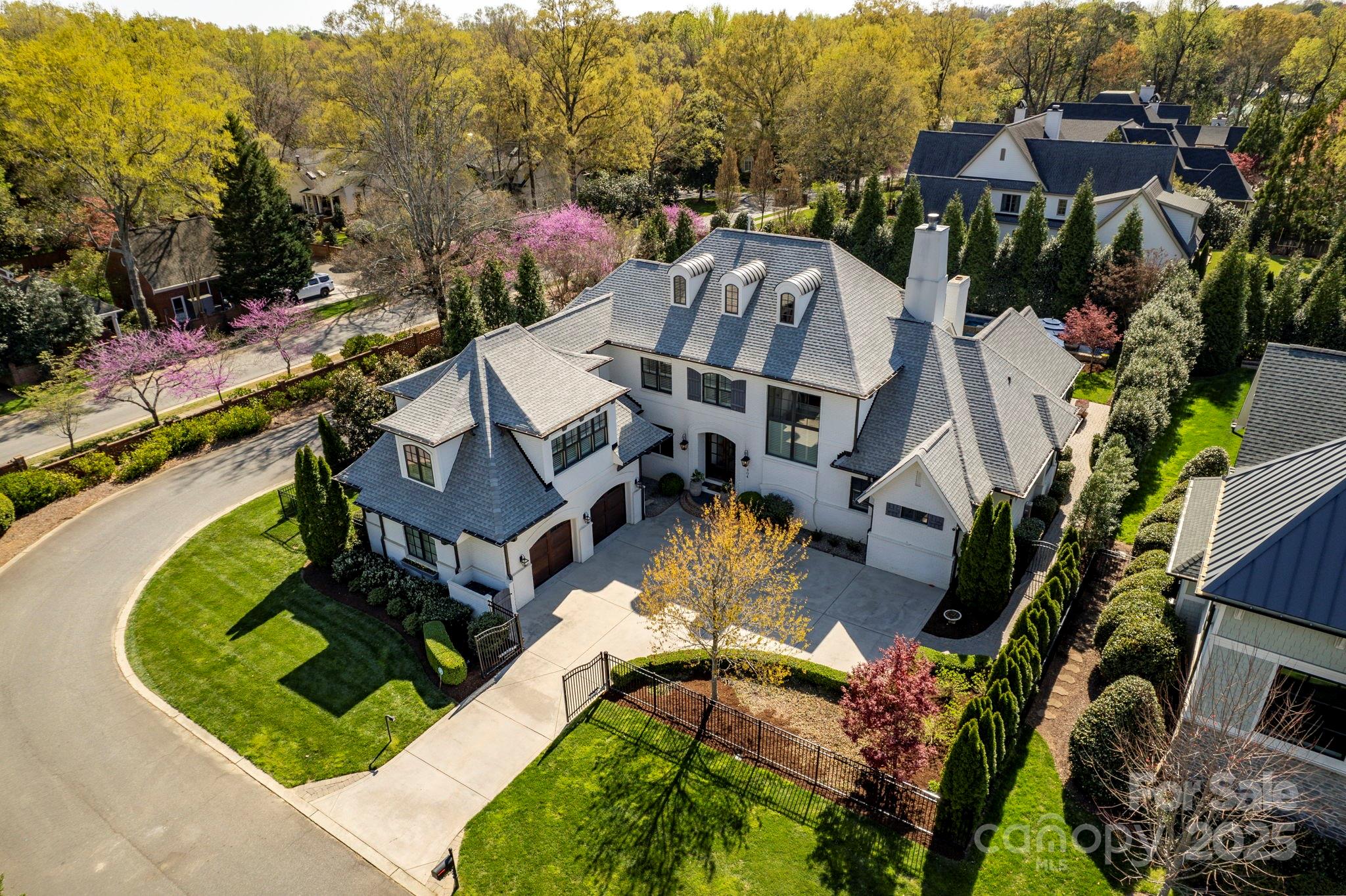 804 Huntington Park Drive