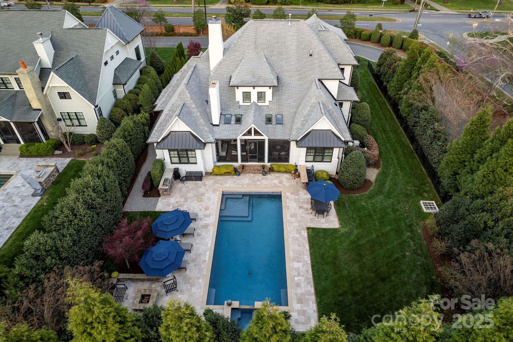 804 Huntington Park Drive