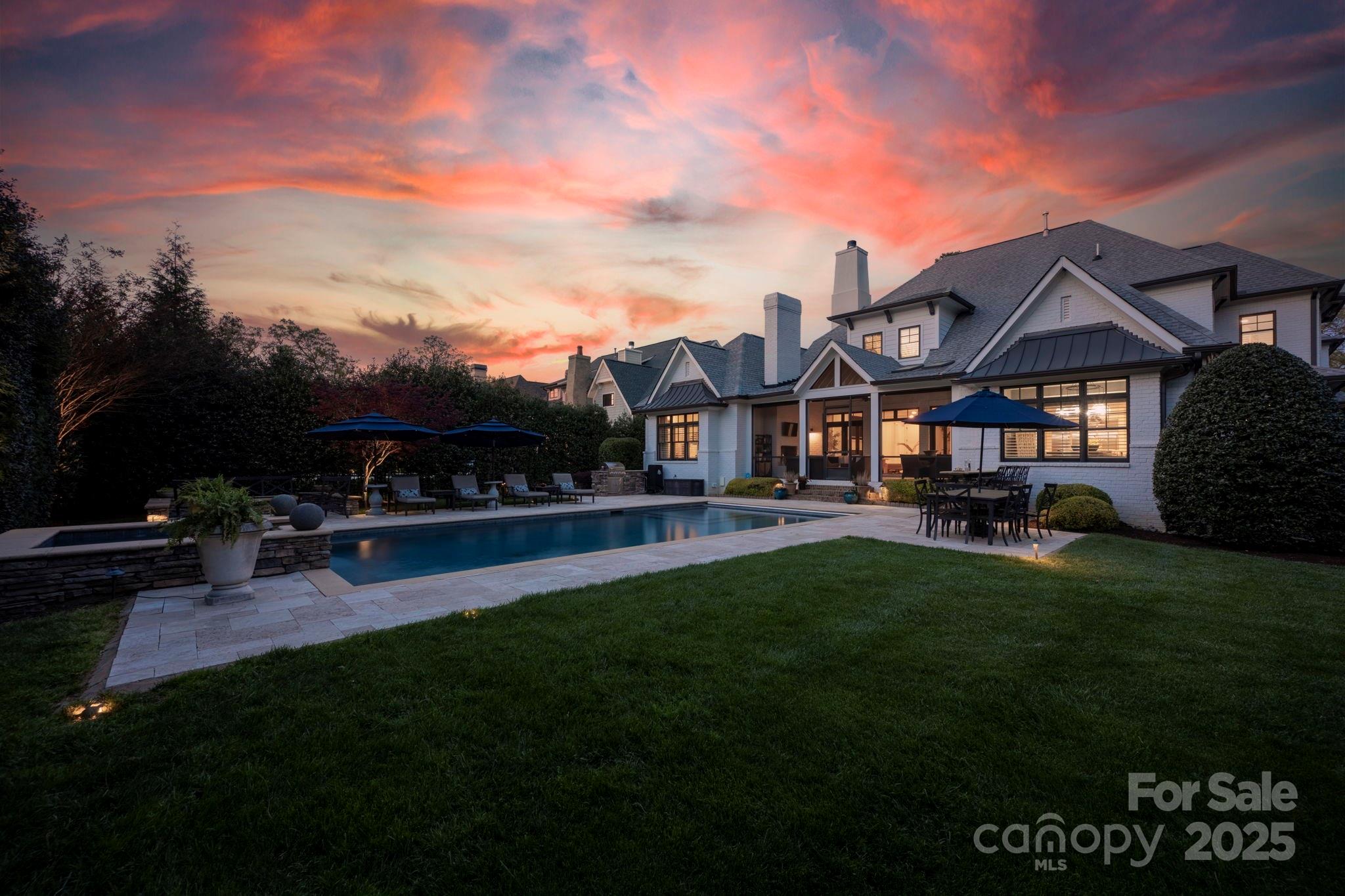 804 Huntington Park Drive