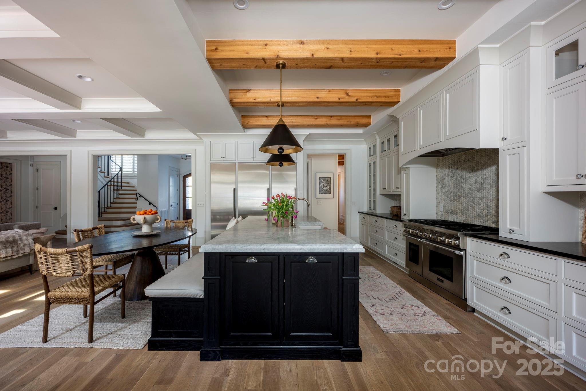 804 Huntington Park Drive
