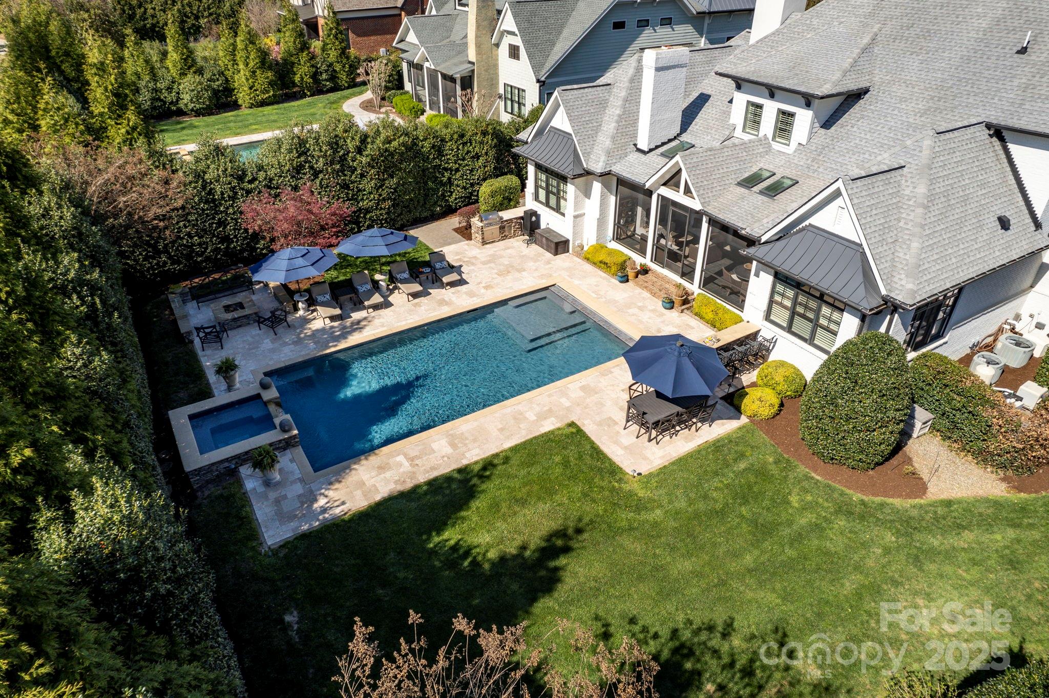 804 Huntington Park Drive