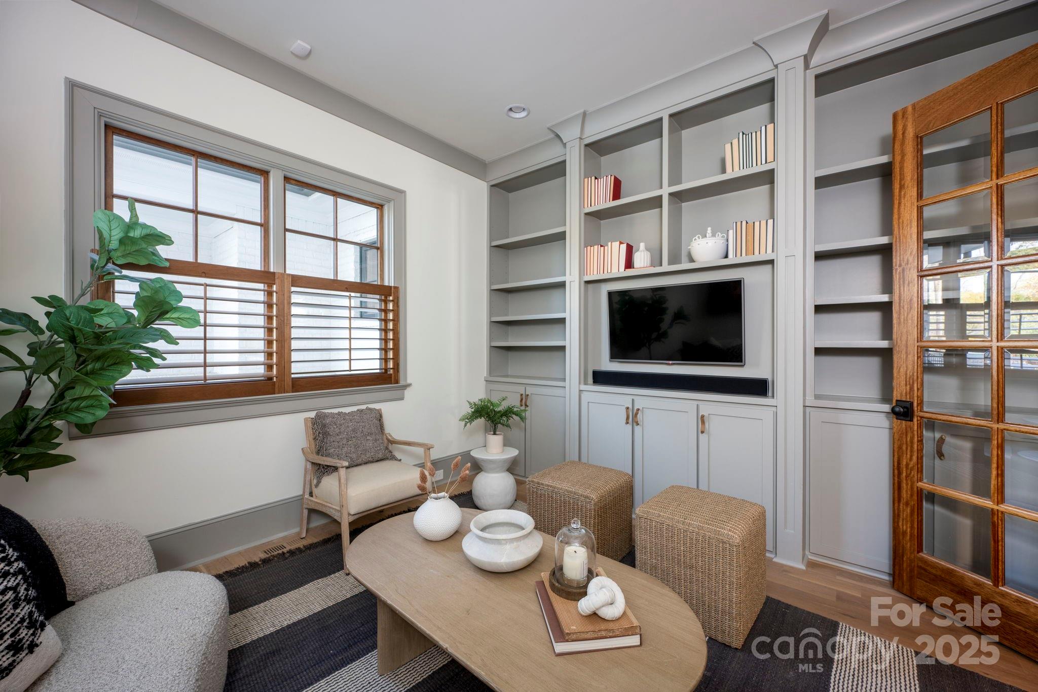 804 Huntington Park Drive