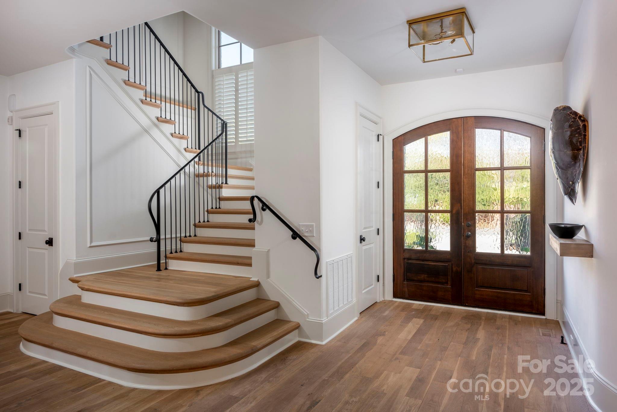 804 Huntington Park Drive
