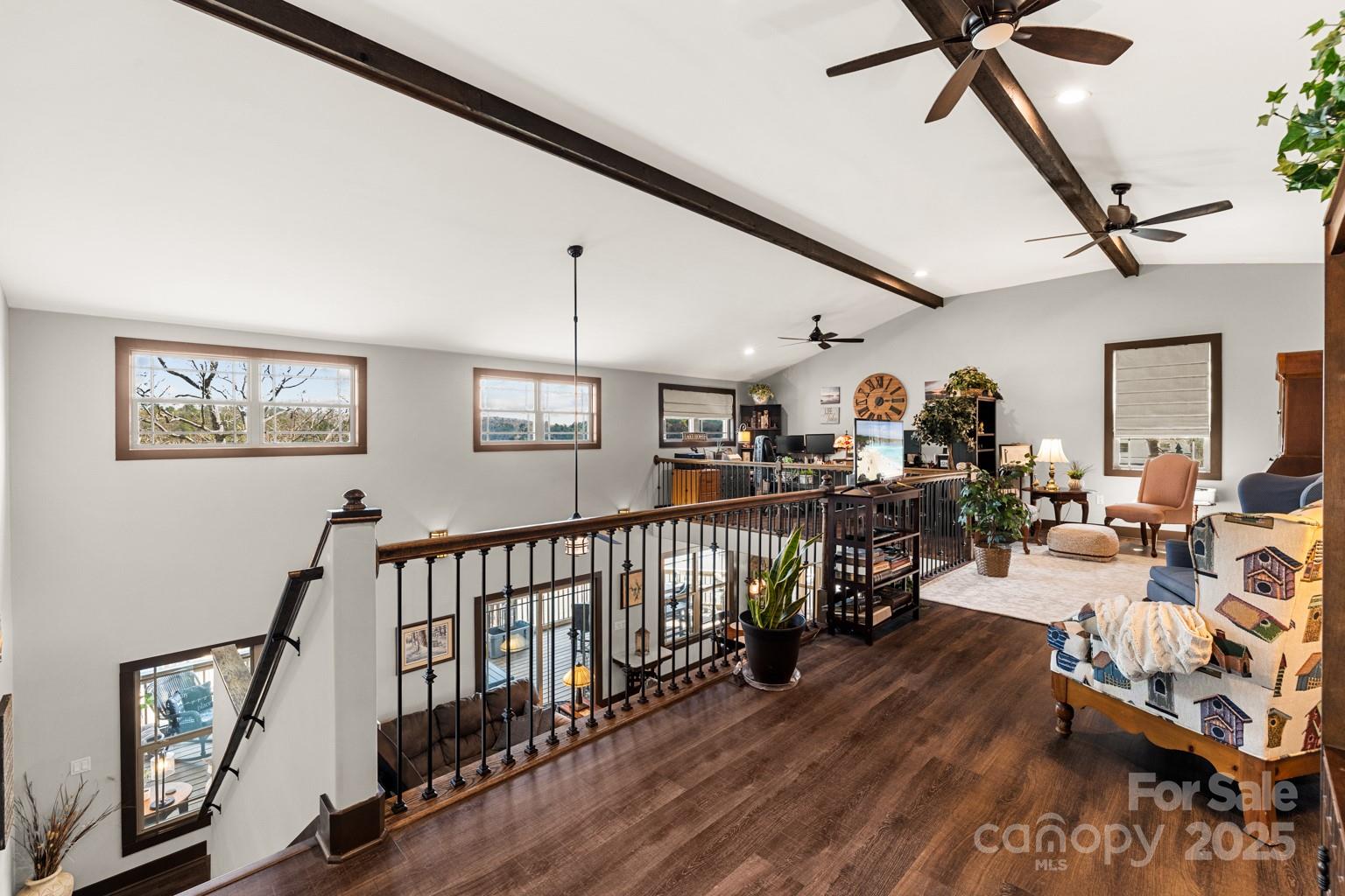 466 Shoreline Road