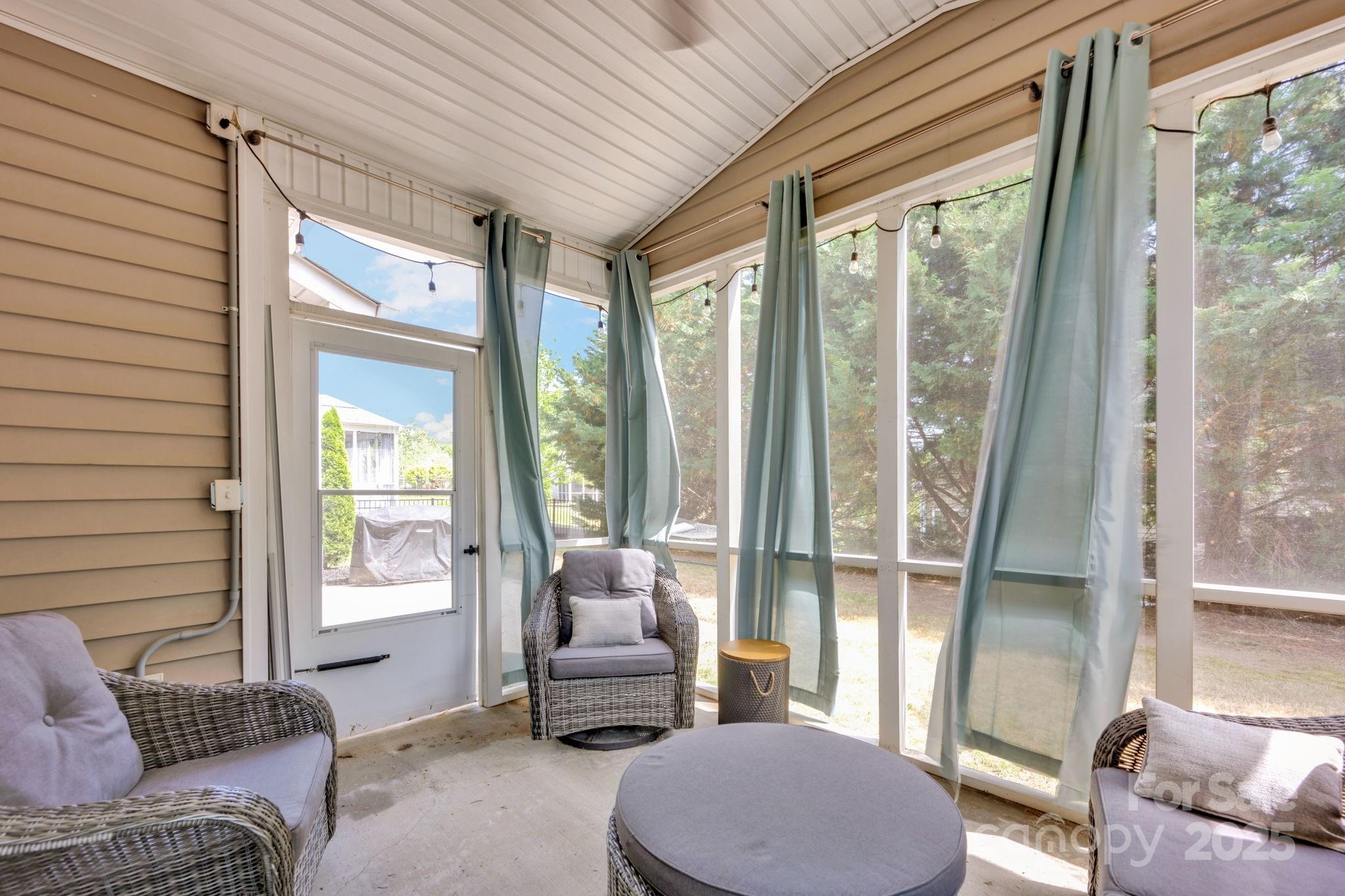 704 Fresia Drive