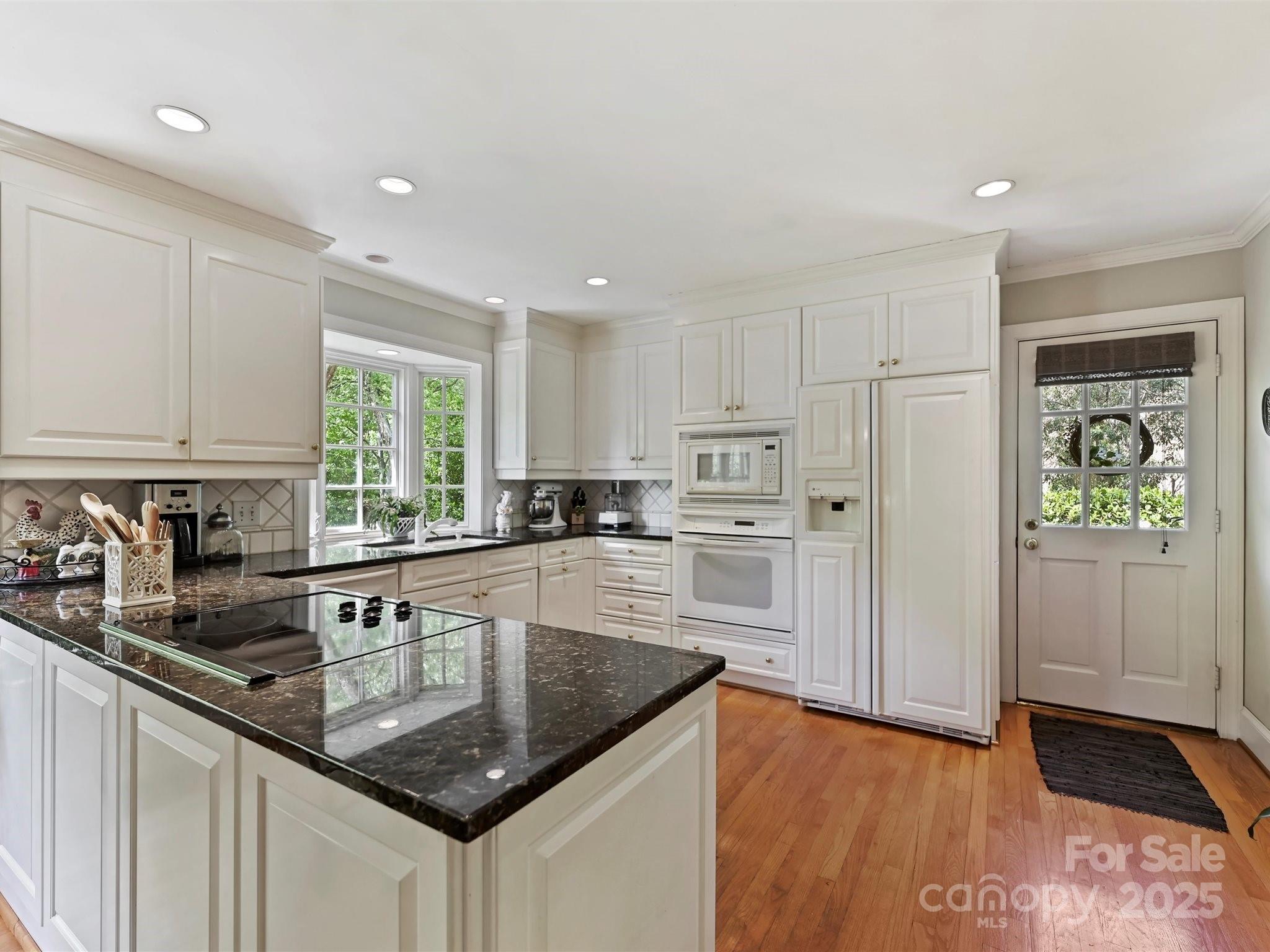 6420 Saint John Lane