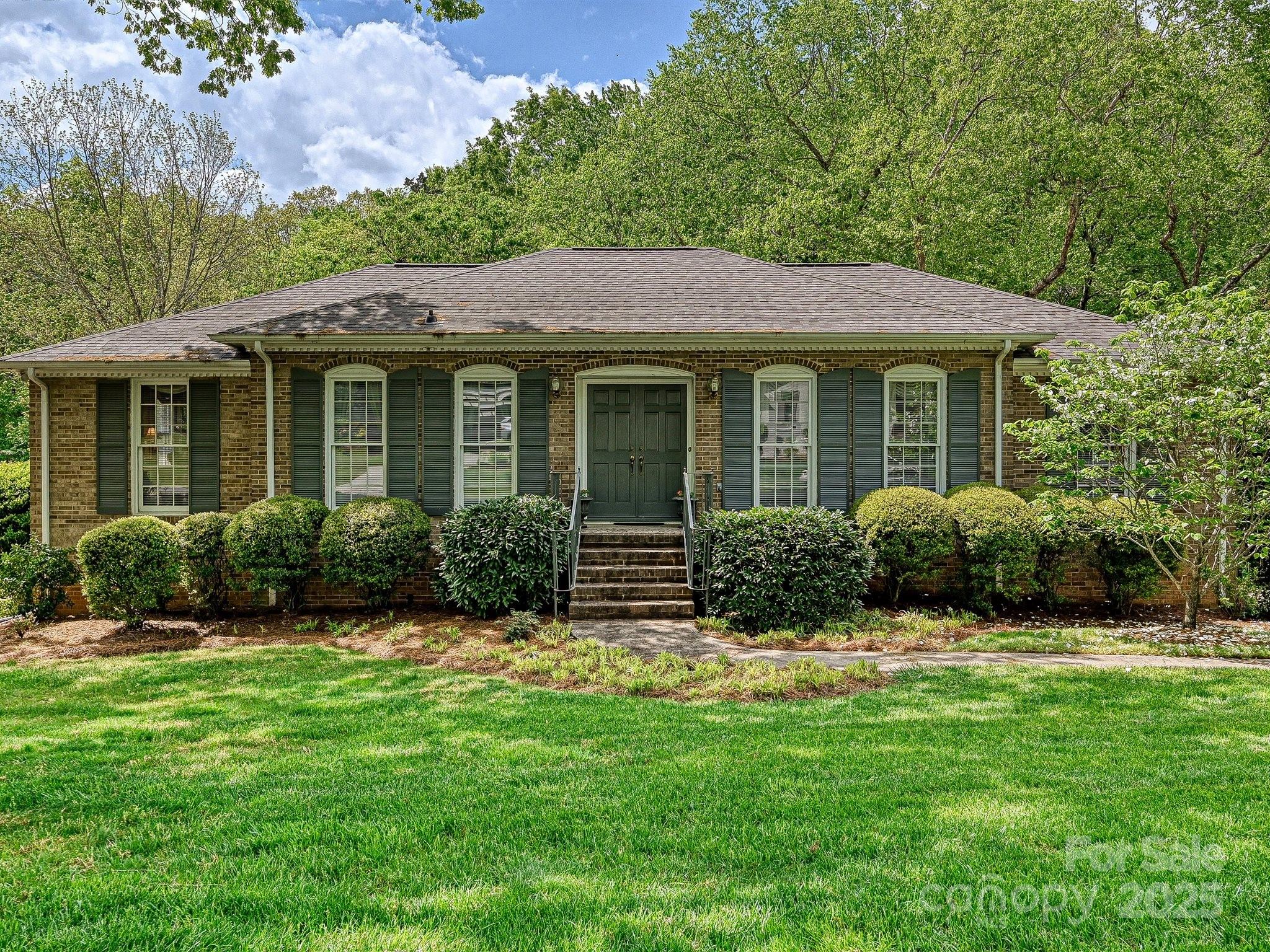 6420 Saint John Lane