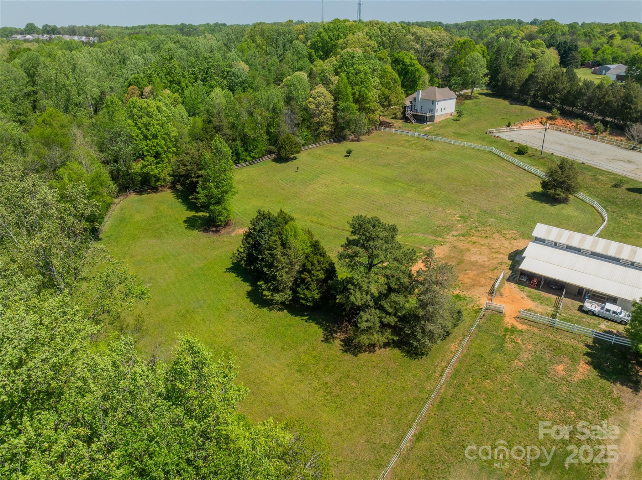 228 Red Dog Drive