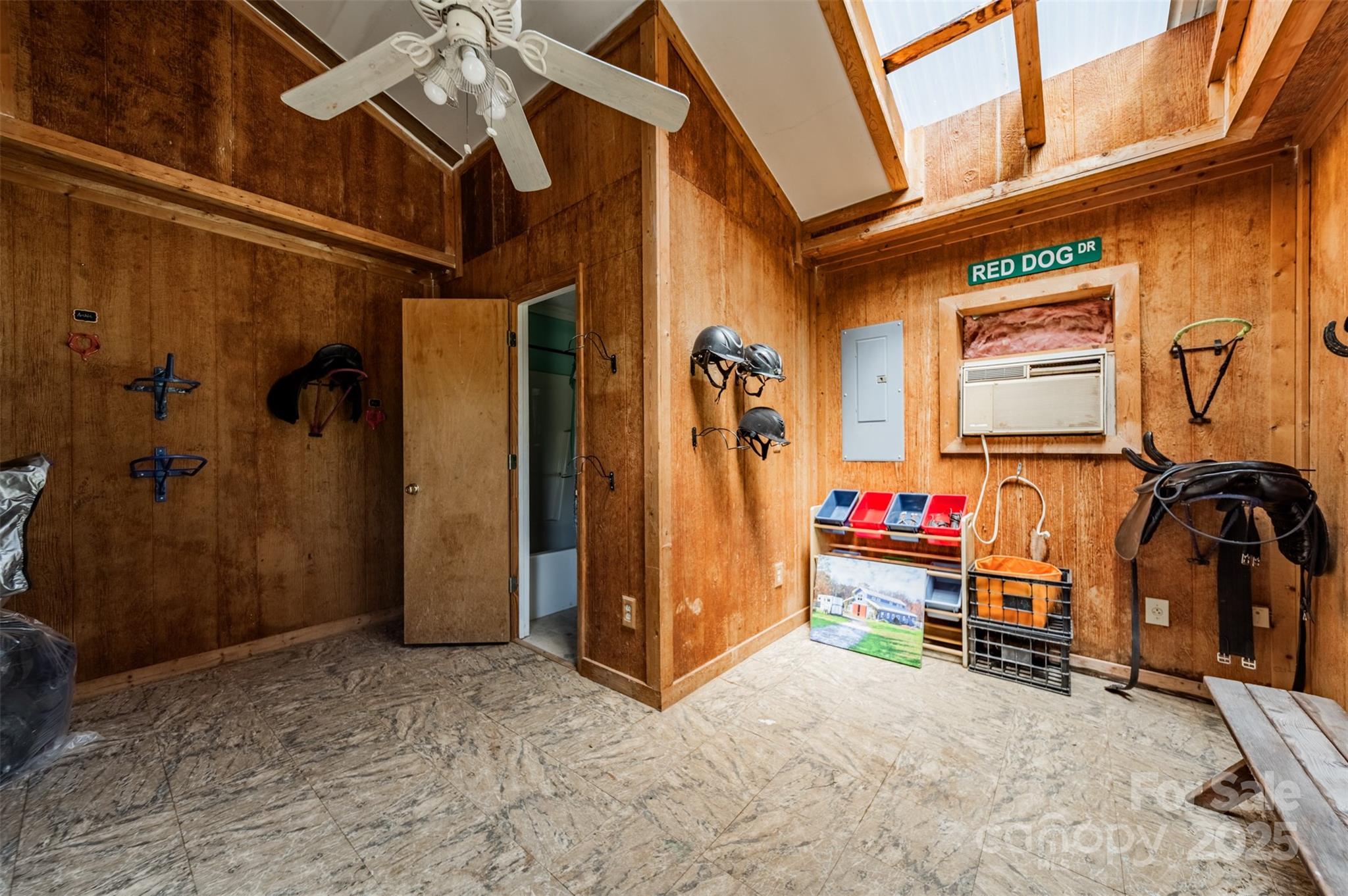 228 Red Dog Drive