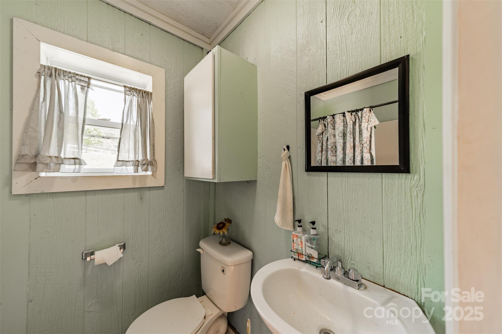 228 Red Dog Drive