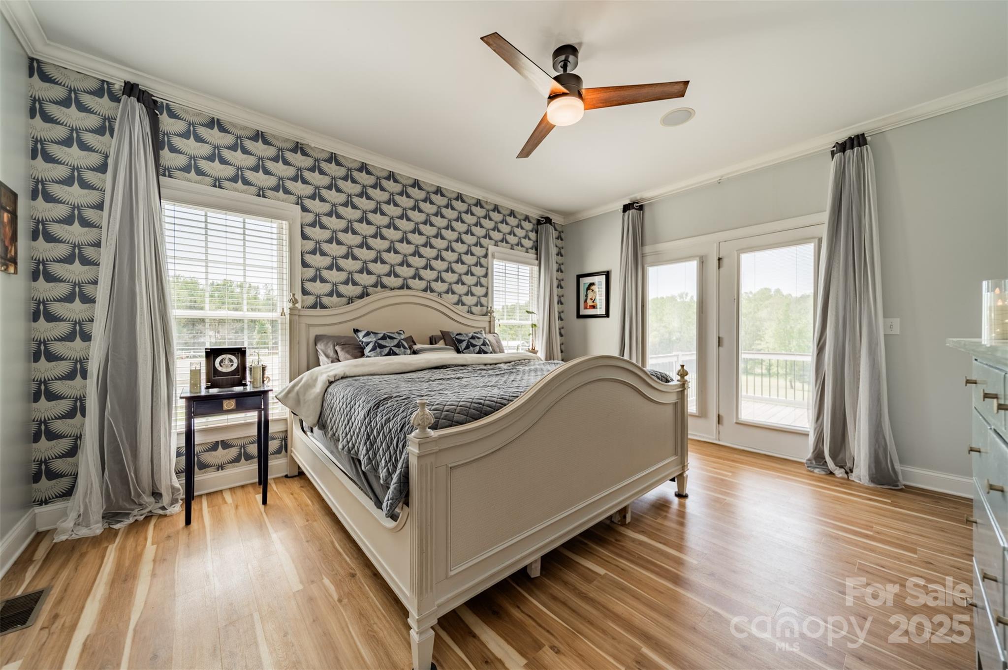 228 Red Dog Drive