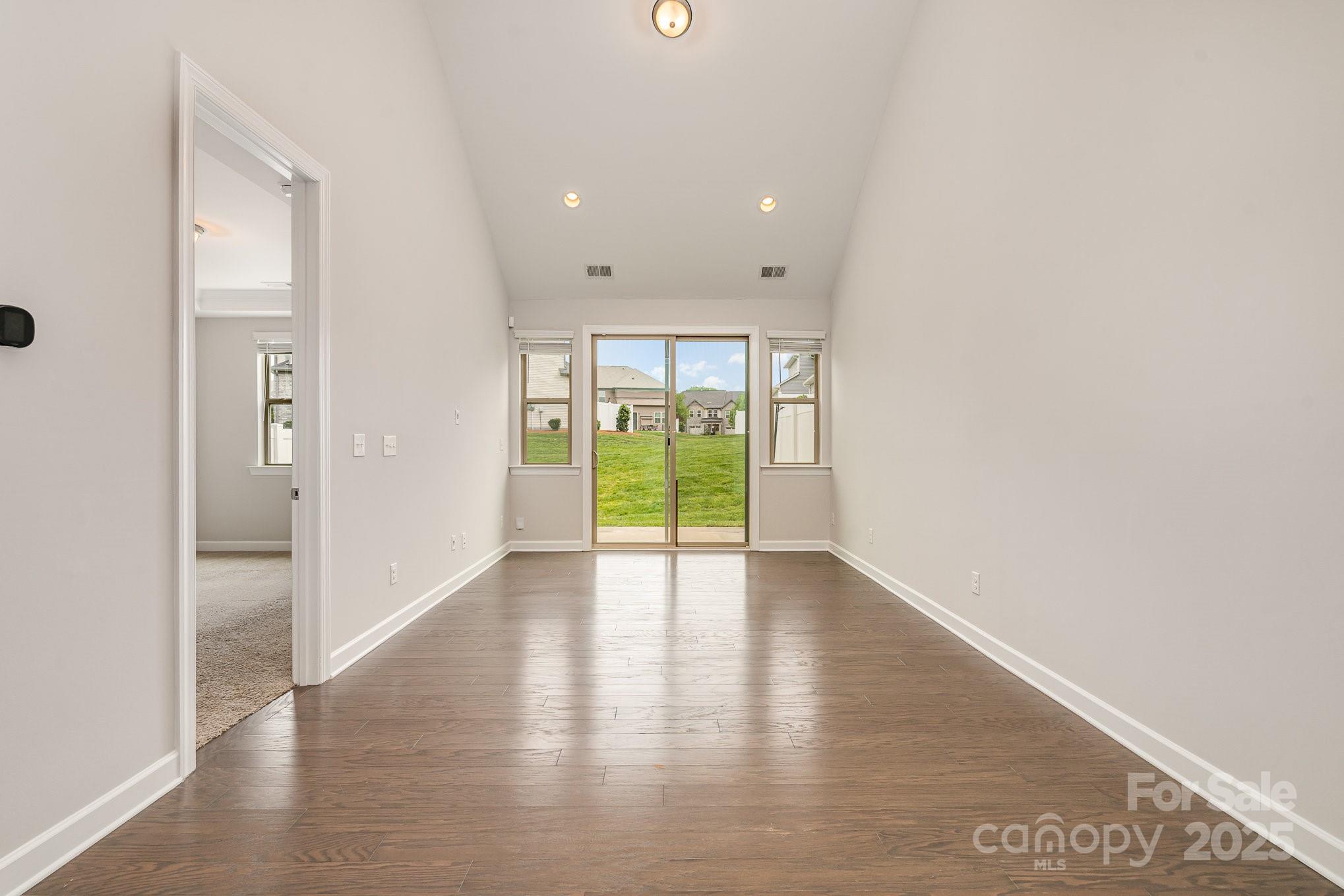 5684 Garrow Glen Road Unit: 96