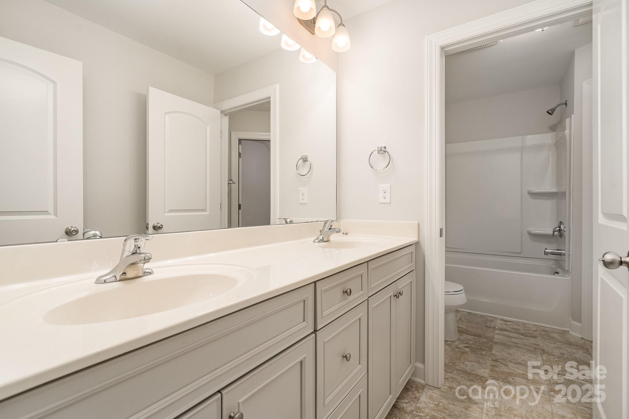 5684 Garrow Glen Road Unit: 96