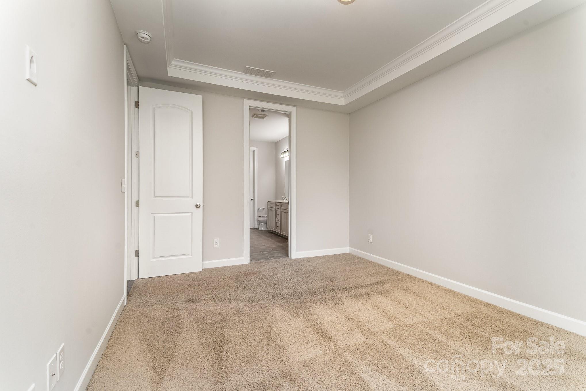 5684 Garrow Glen Road Unit: 96