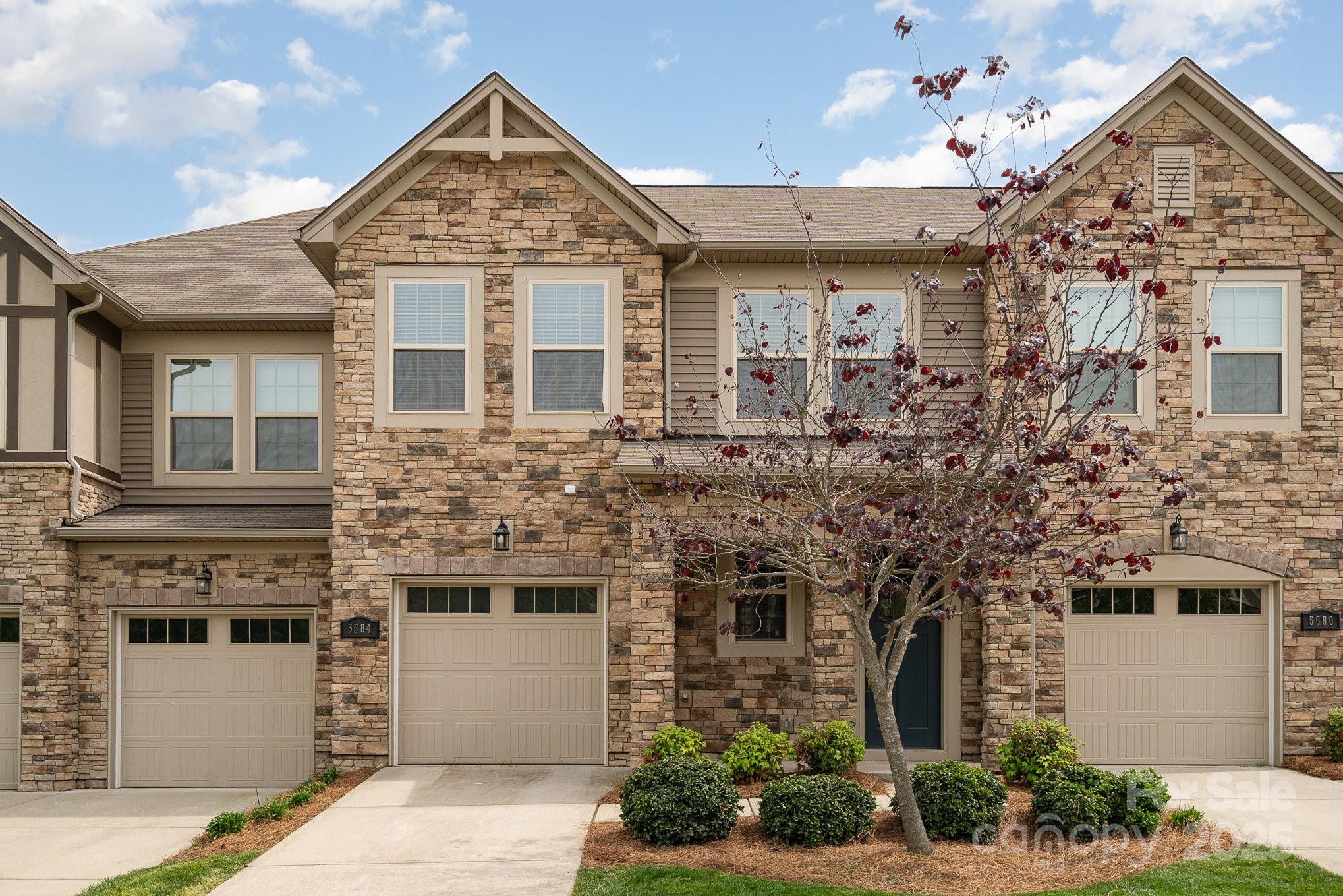 5684 Garrow Glen Road Unit: 96