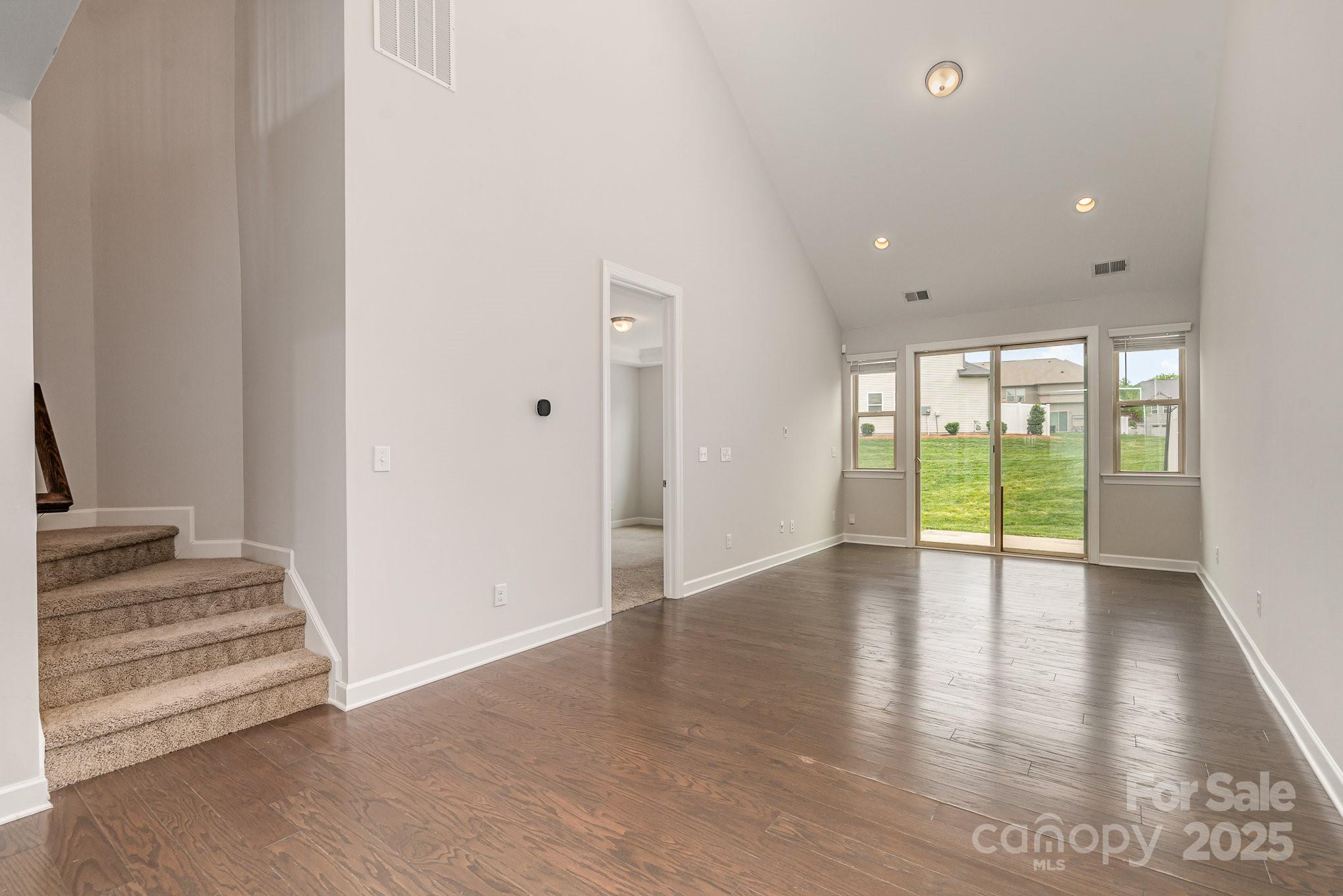 5684 Garrow Glen Road Unit: 96