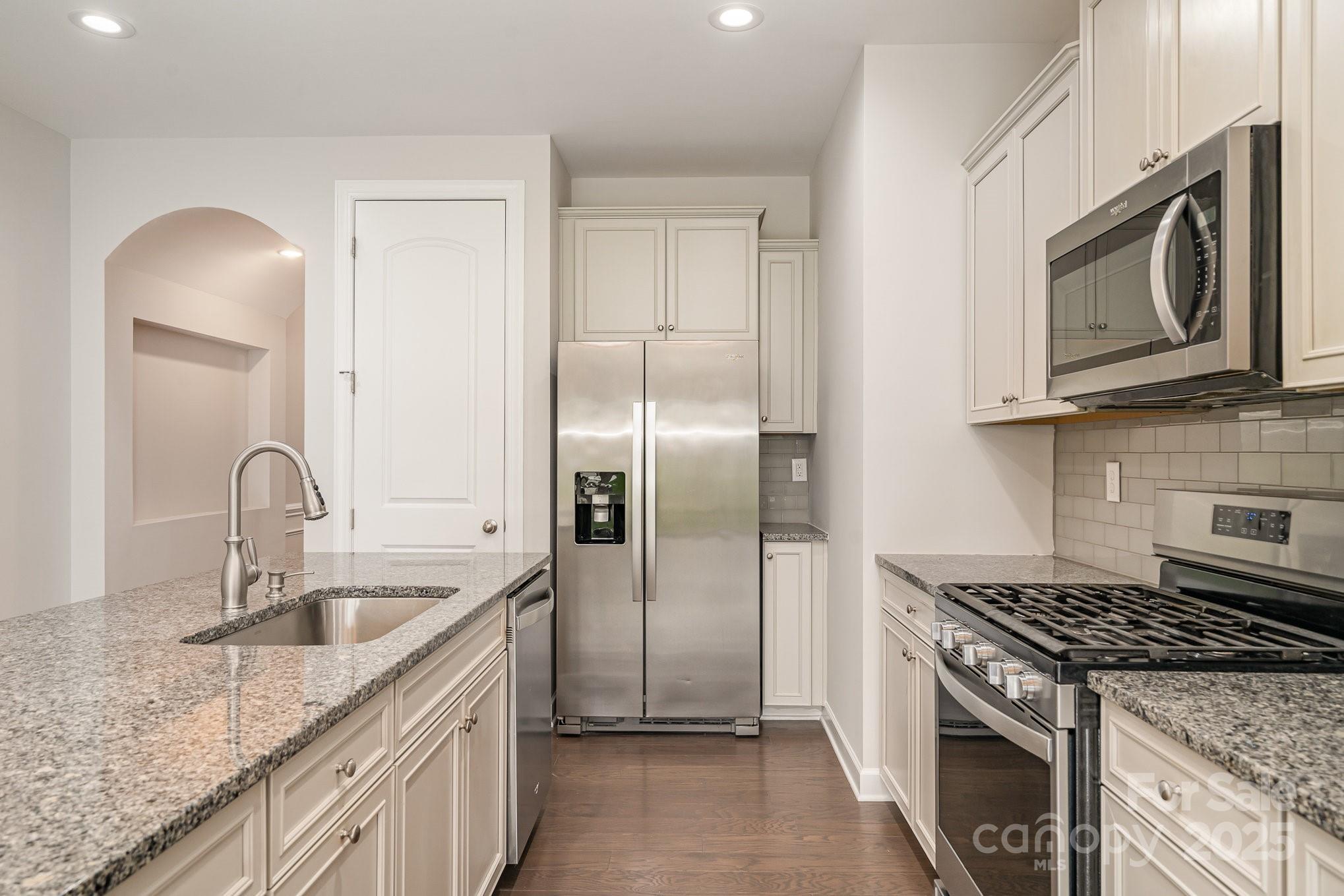 5684 Garrow Glen Road Unit: 96