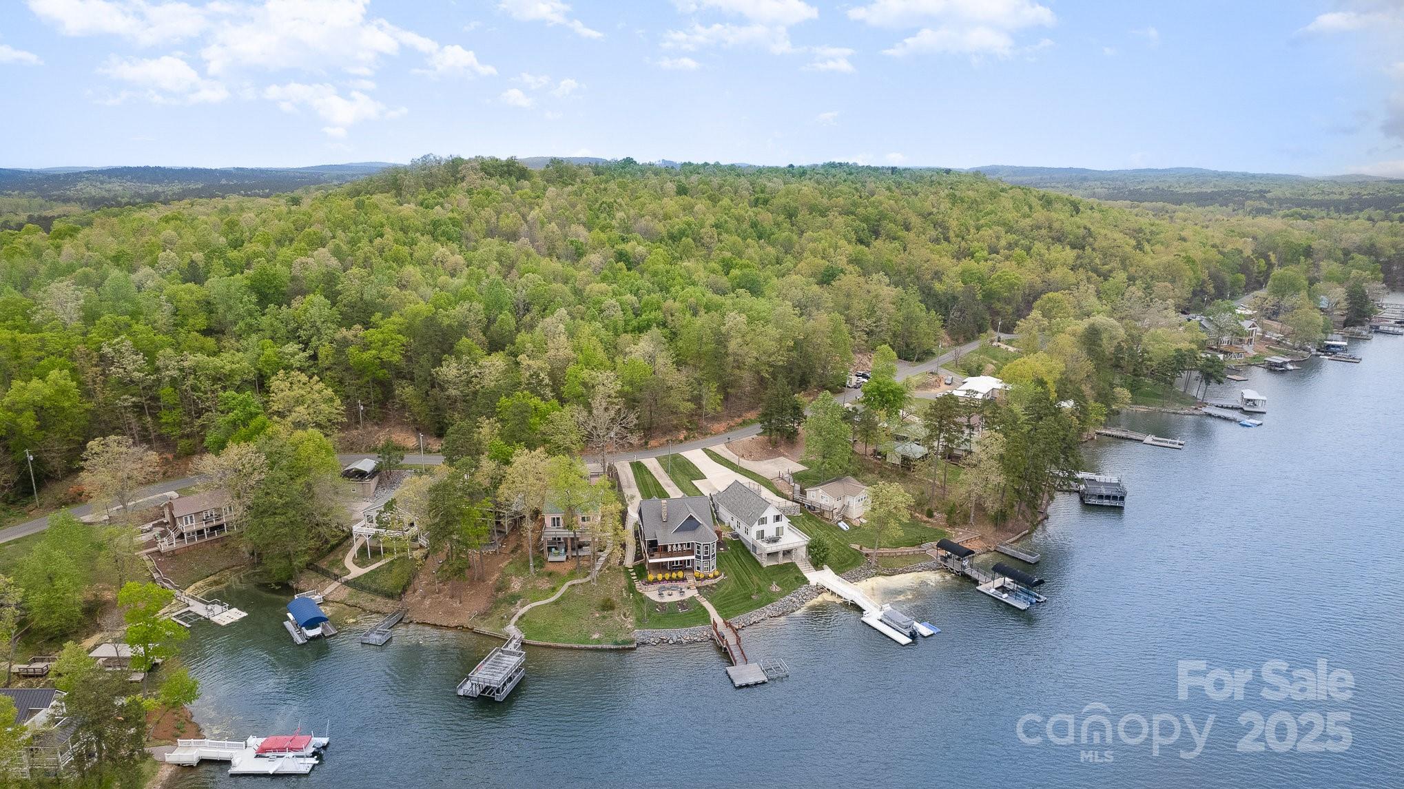 602 Shoreline Road Unit: 144