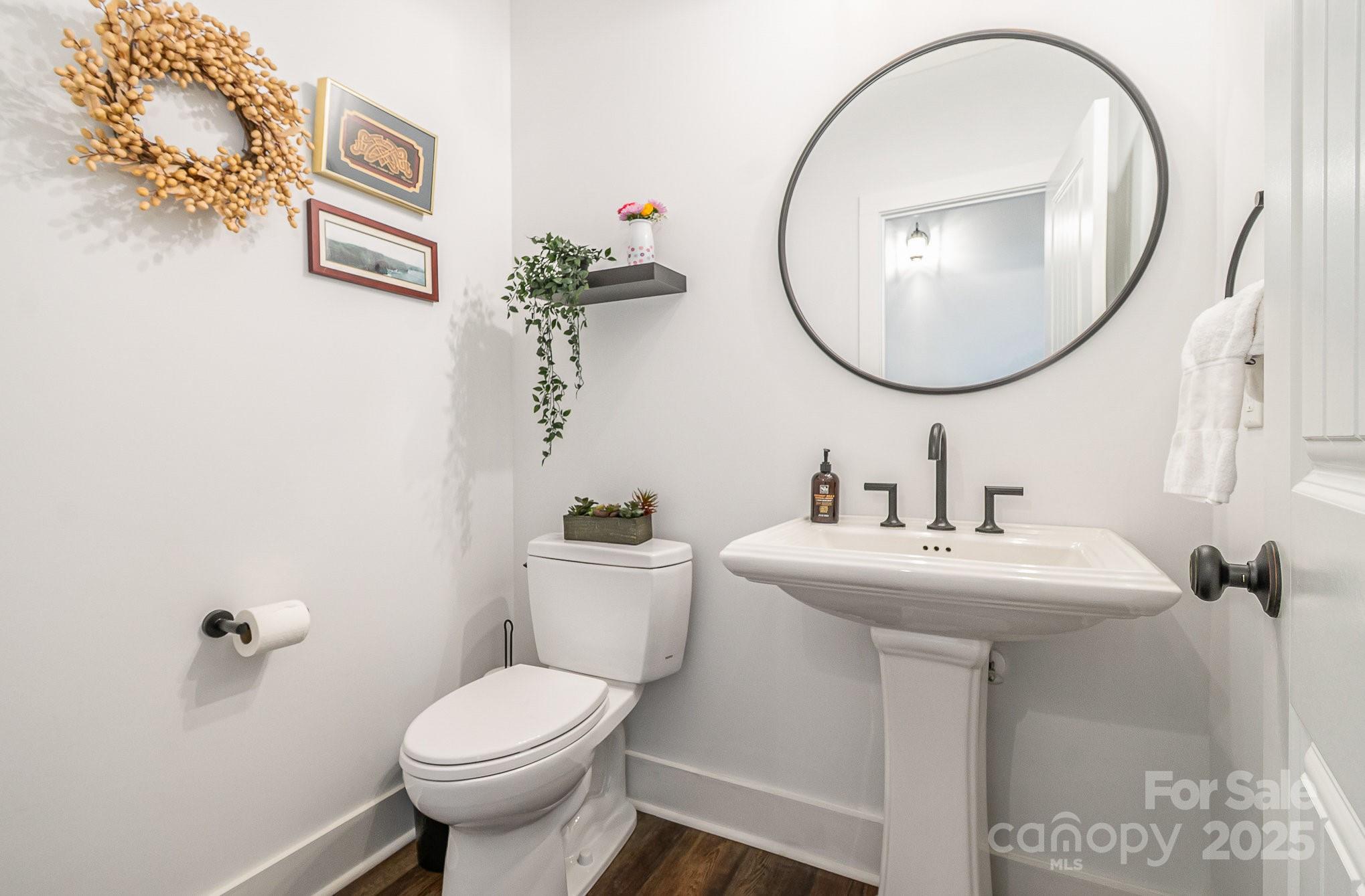602 Shoreline Road Unit: 144