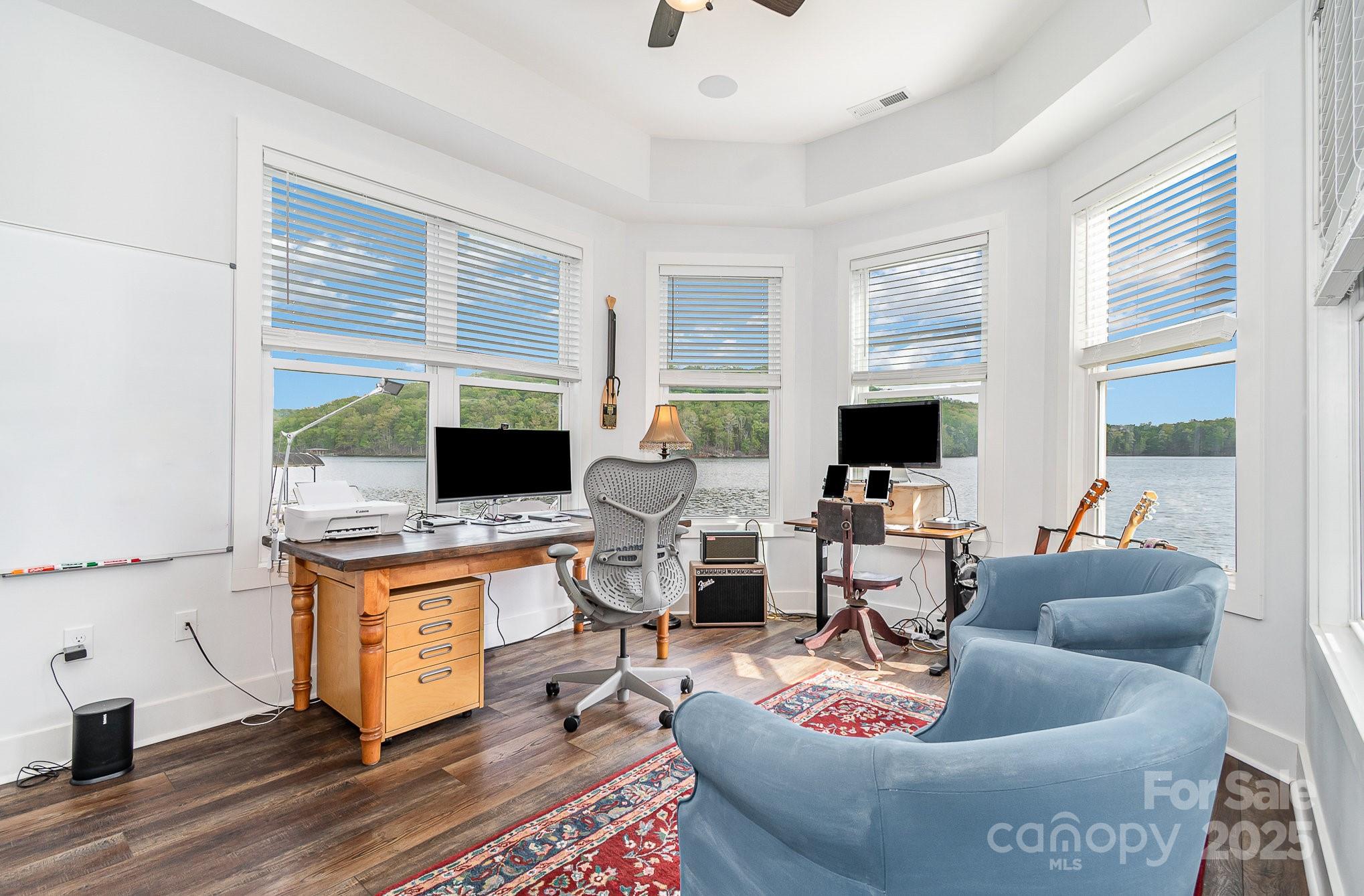 602 Shoreline Road Unit: 144