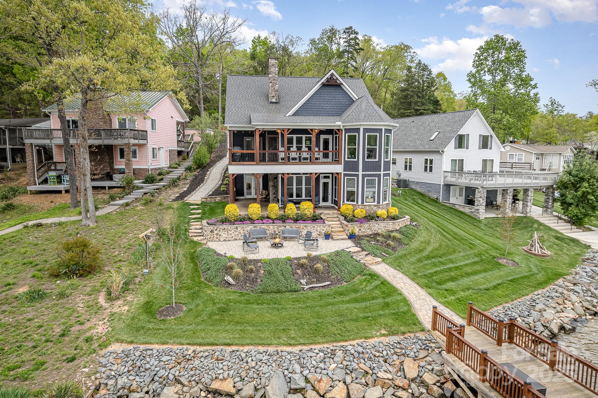 602 Shoreline Road Unit: 144