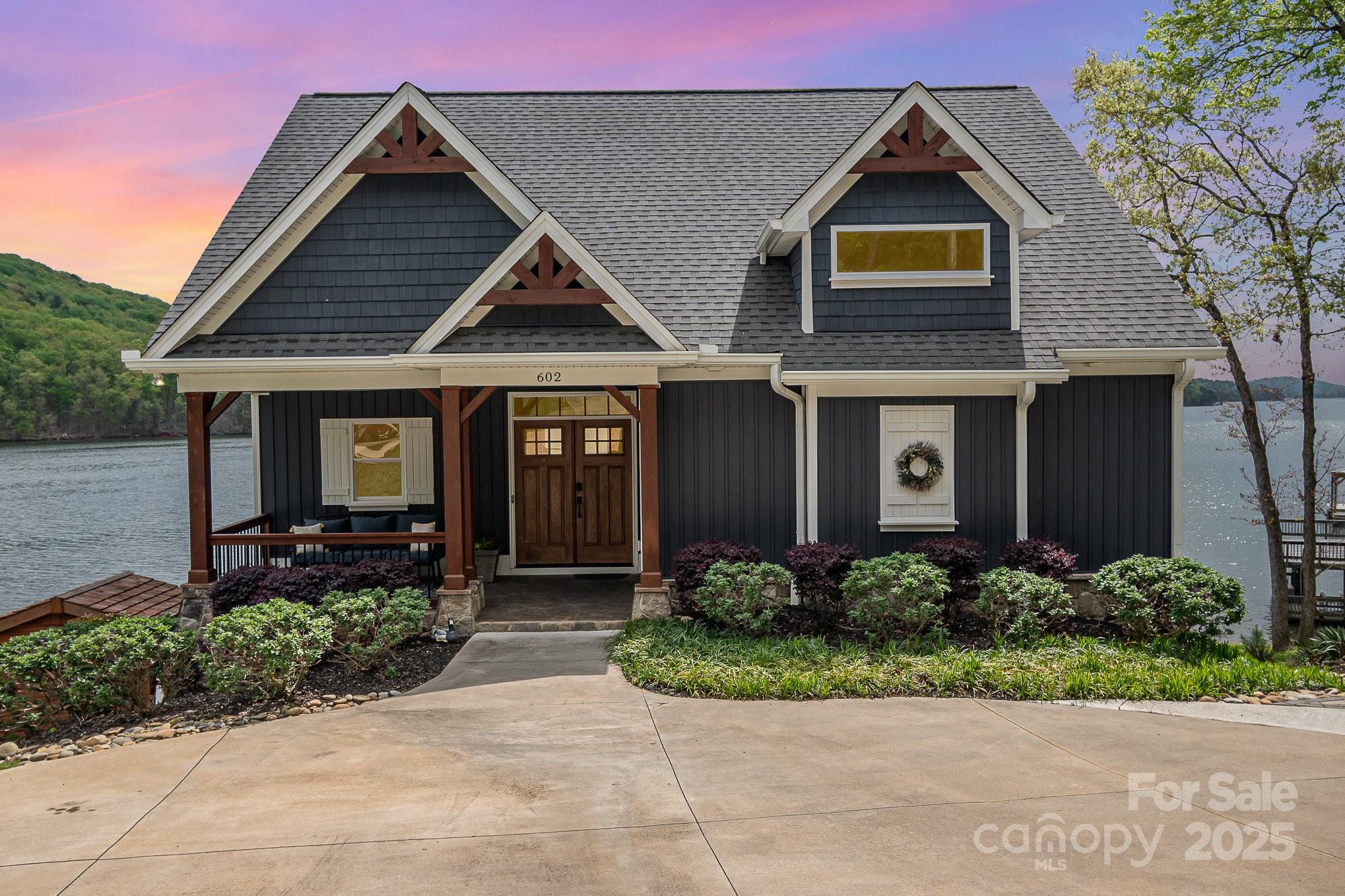 602 Shoreline Road Unit: 144