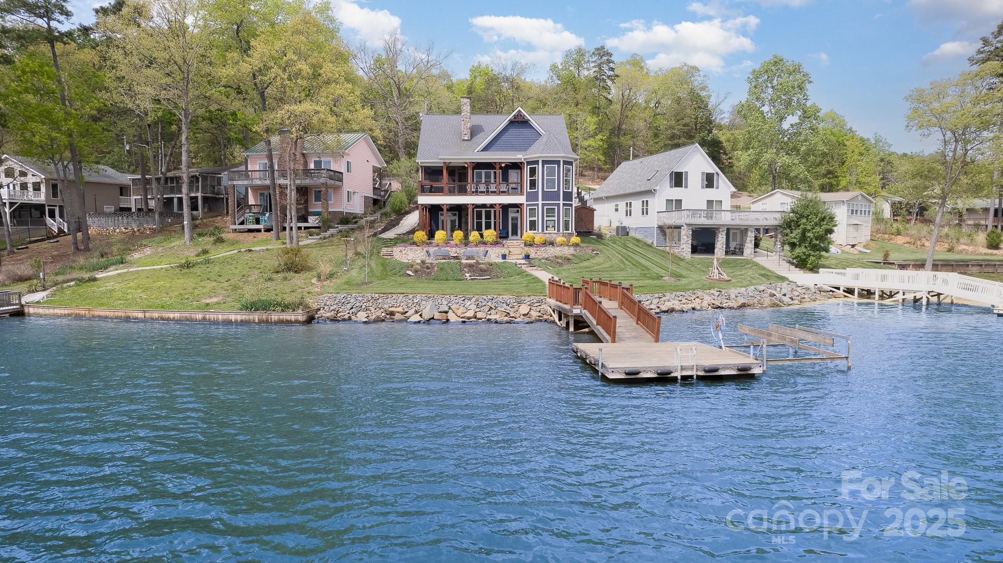 602 Shoreline Road Unit: 144