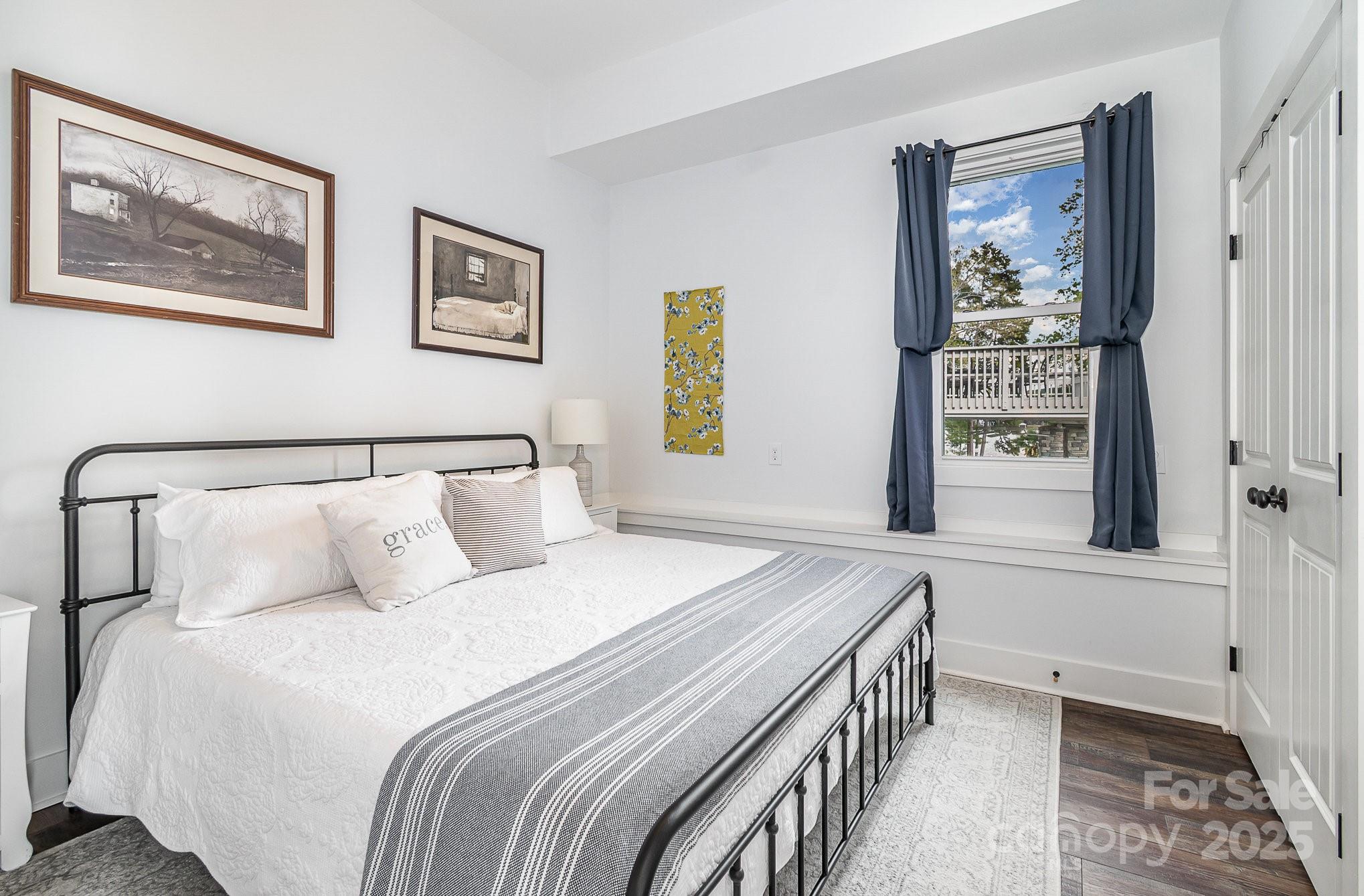 602 Shoreline Road Unit: 144