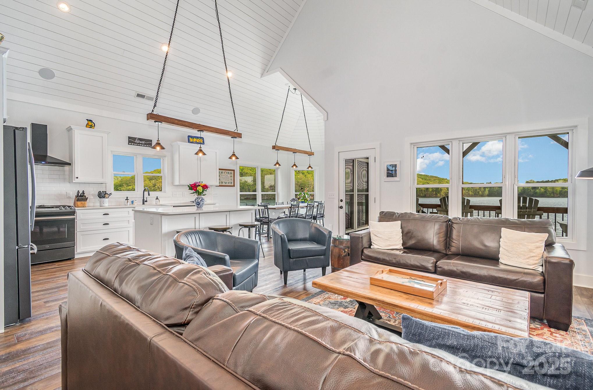 602 Shoreline Road Unit: 144
