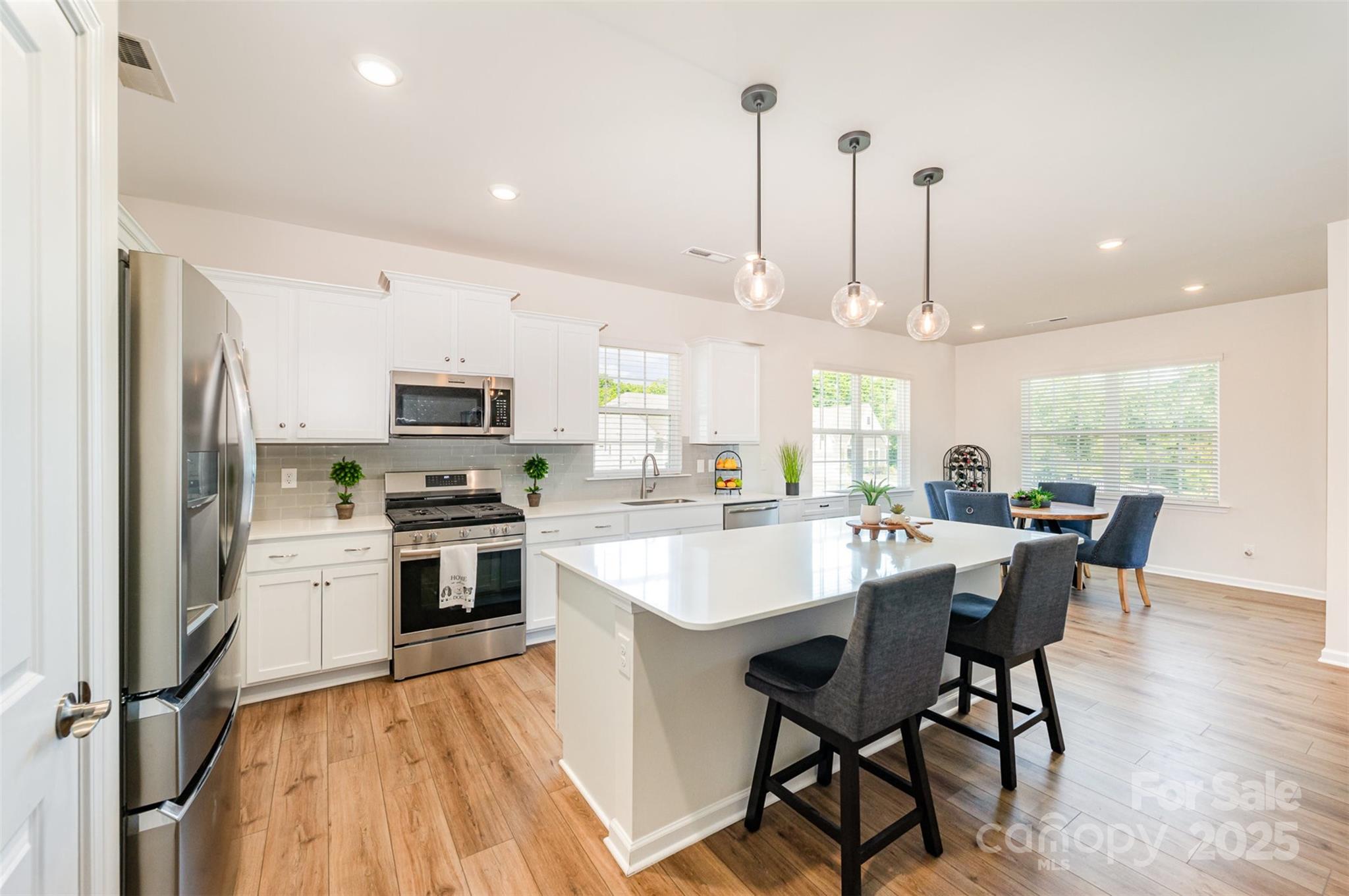 153 Pampas Place