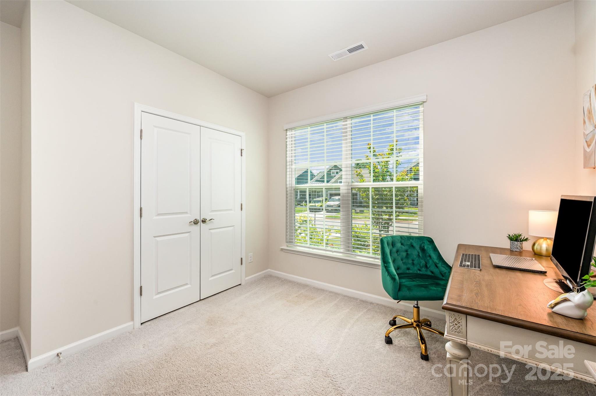 153 Pampas Place