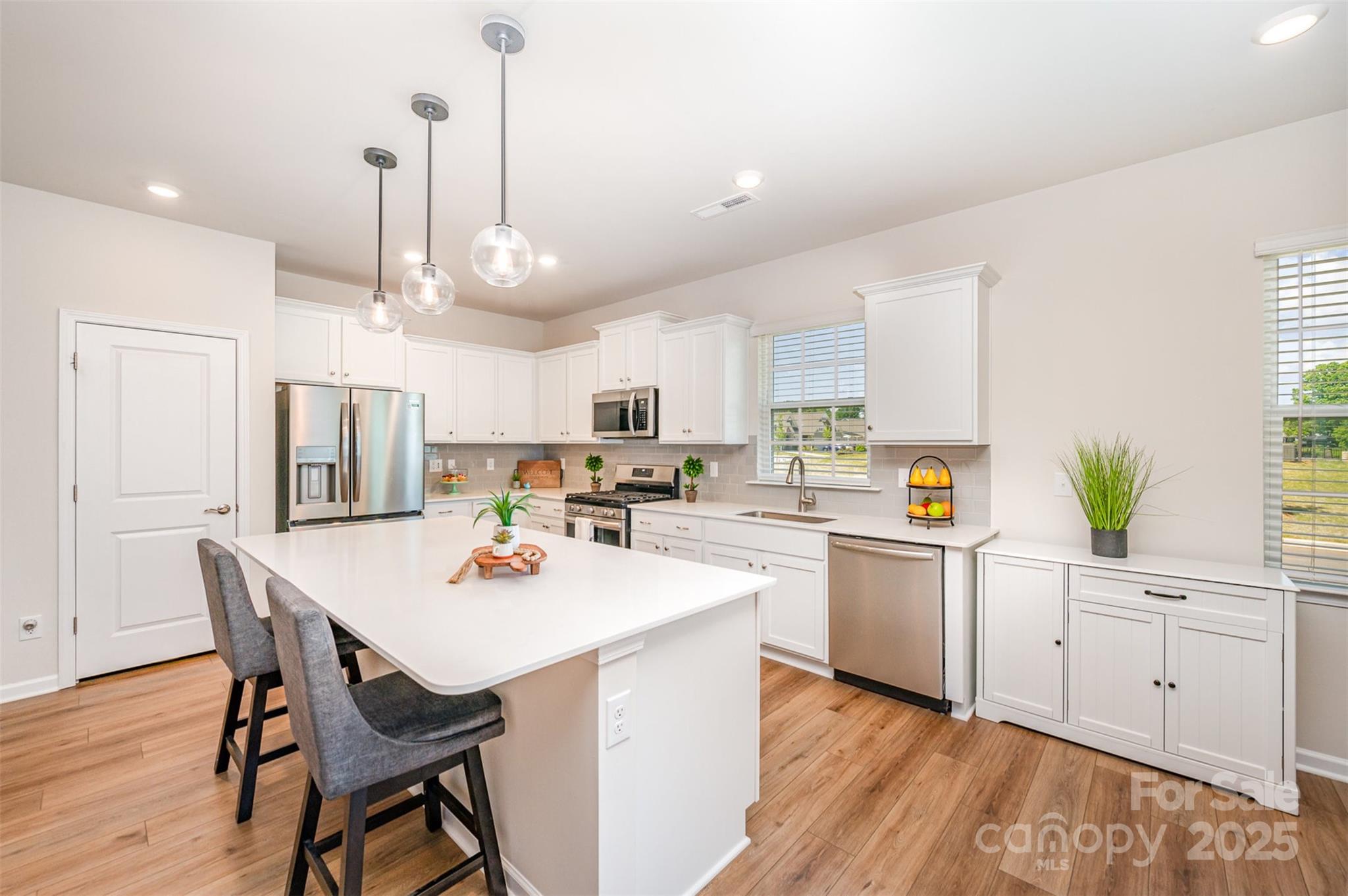 153 Pampas Place